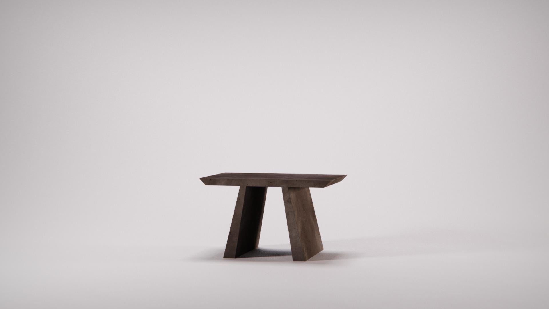 Table d'appoint en béton « C » de la collection Abecedario de Studio Irvine pour Forma&Cemento en vente 2