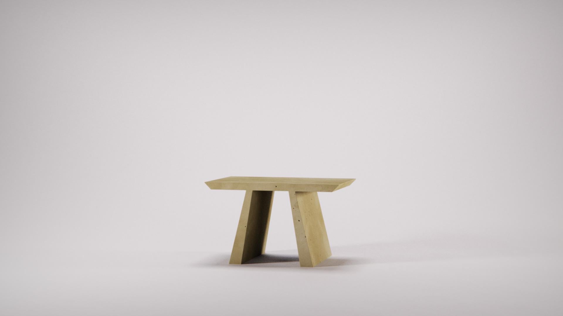 Table d'appoint en béton « C » de la collection Abecedario de Studio Irvine pour Forma&Cemento en vente 3