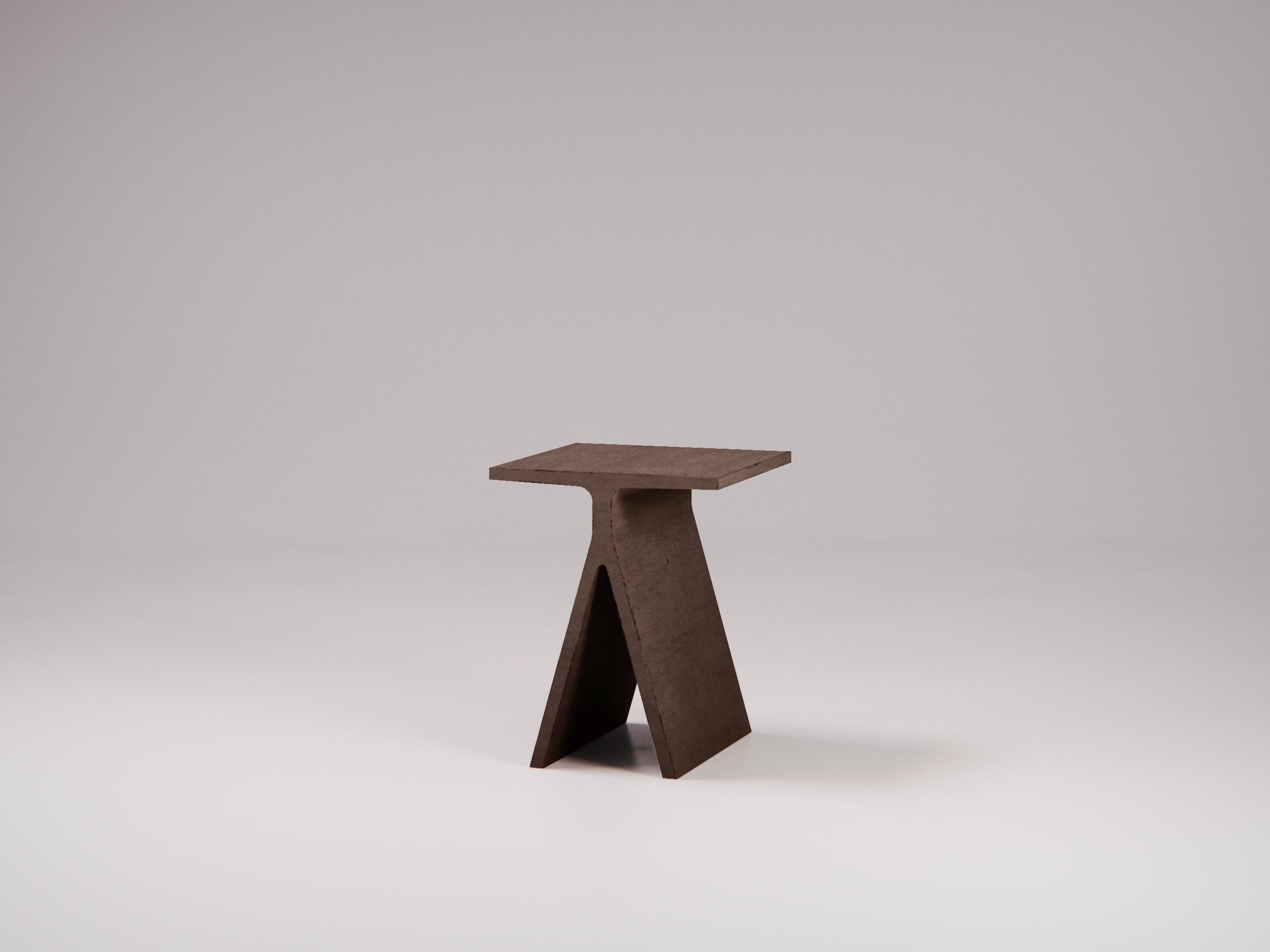 Table d'appoint en béton « F » de la collection Abecedario, couleur Ardesia par Forma&Cemento en vente 2