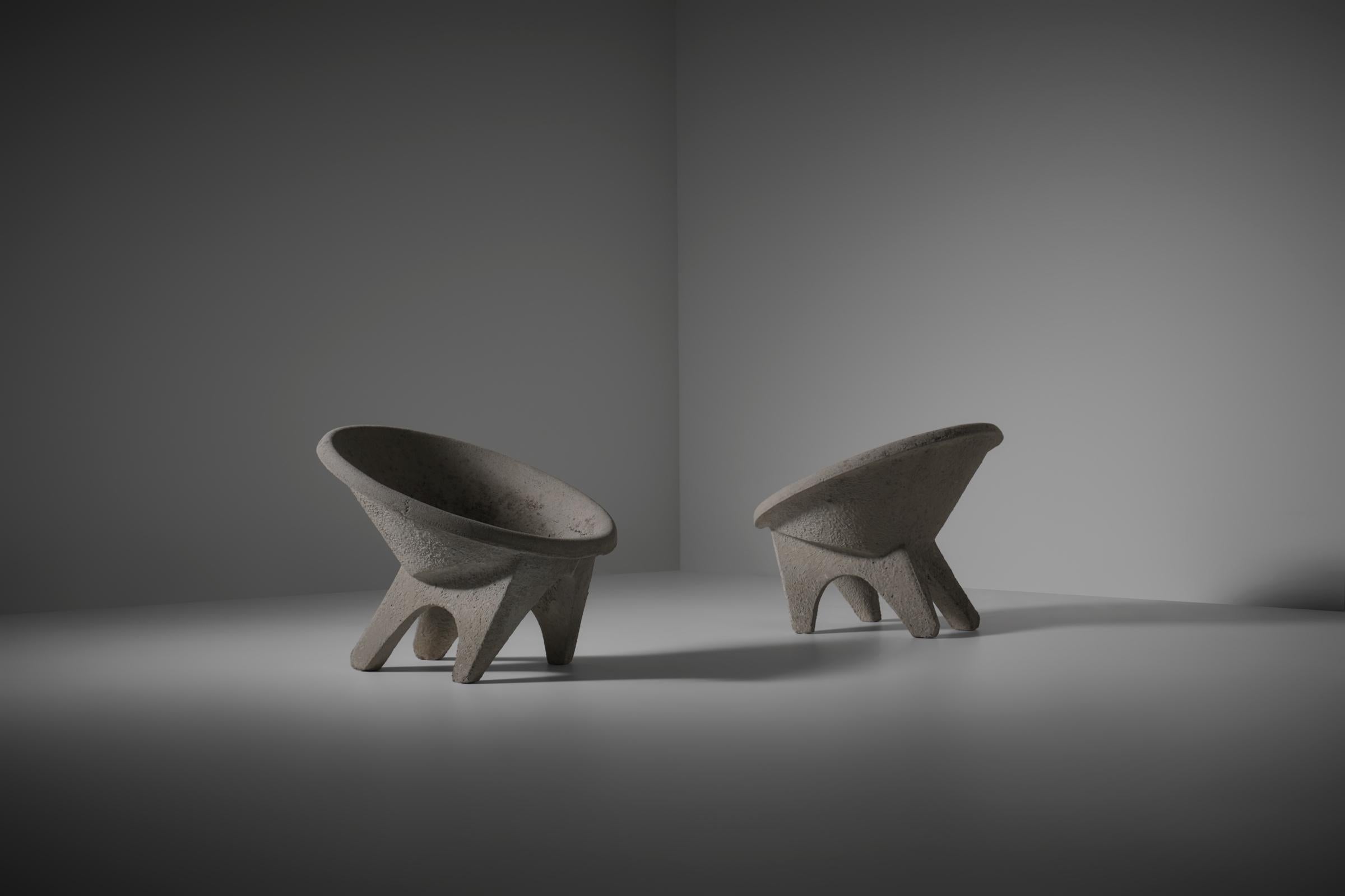 Concrete ’Sphere’ chairs, Italy 1960s For Sale 2