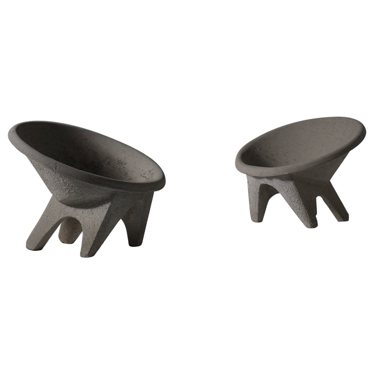 Concrete ’Sphere’ chairs, Italy 1960s