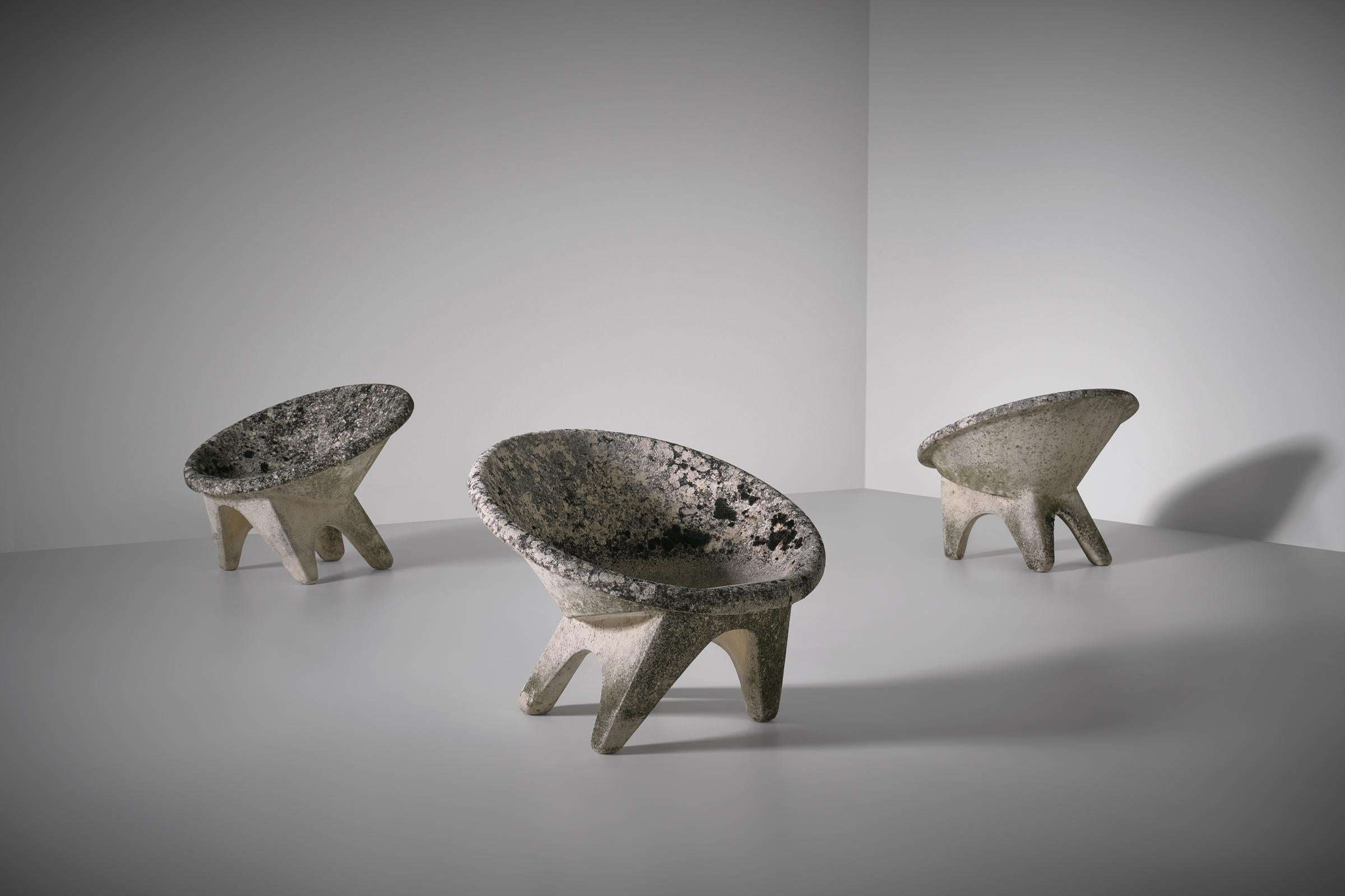 Chaises sculpturales 