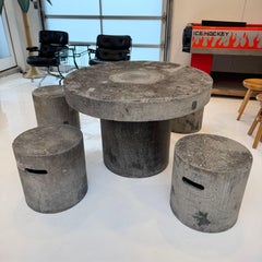 Table et 4 tabourets en béton, 1960 France