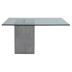 Mesa/escritorio de hormigón diseñada por Sergio y Giorgio Saporiti. Italia, 1972