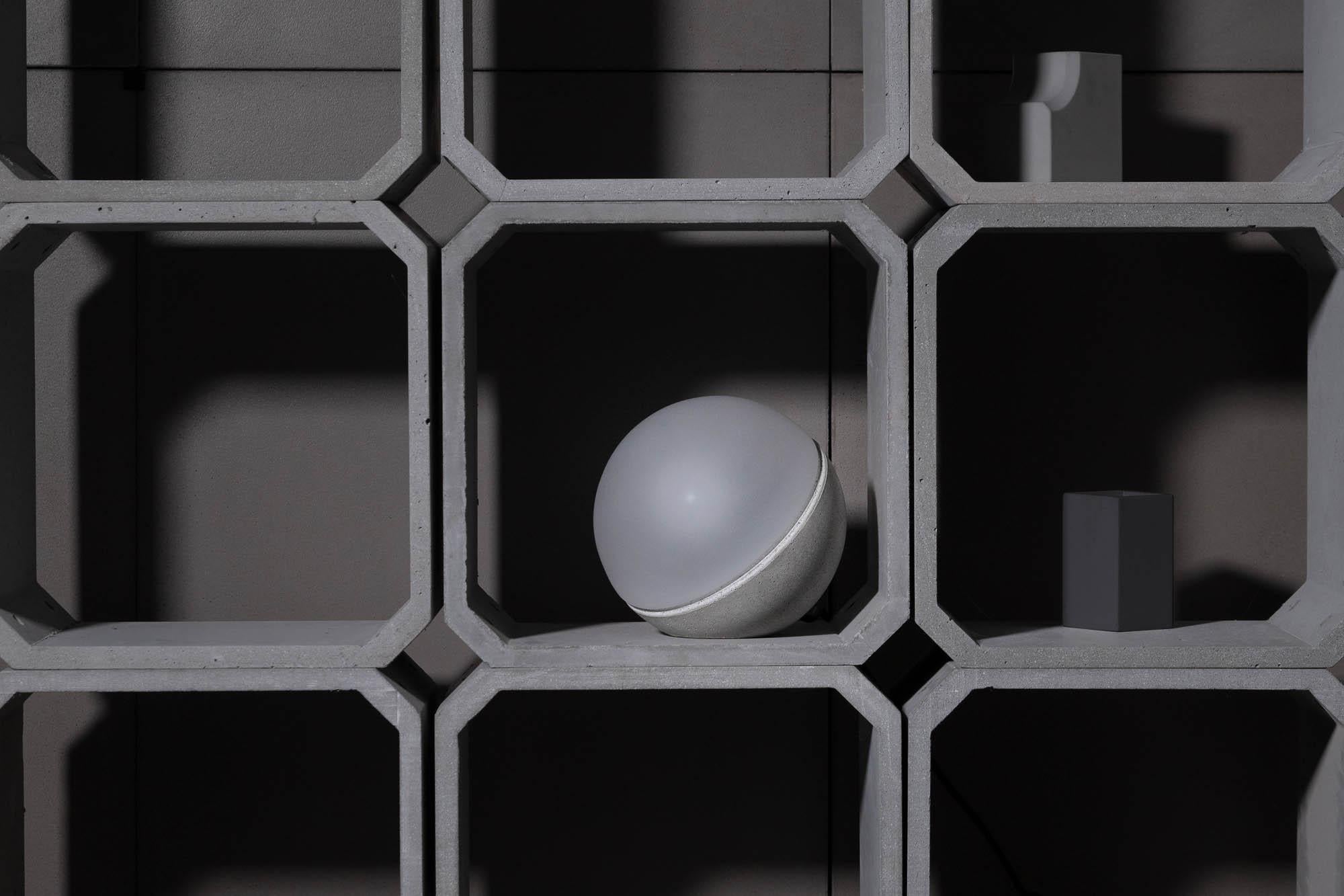 Contemporary Concrete Table Lamp 'Nie S' by Bentu Design For Sale