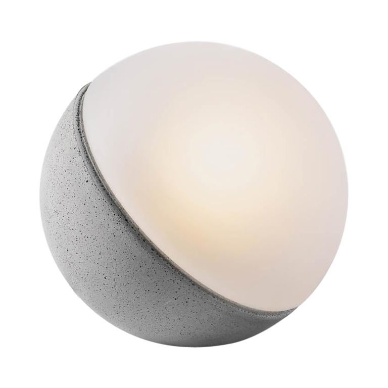 Concrete Table Lamp 'Nie S' by Bentu Design