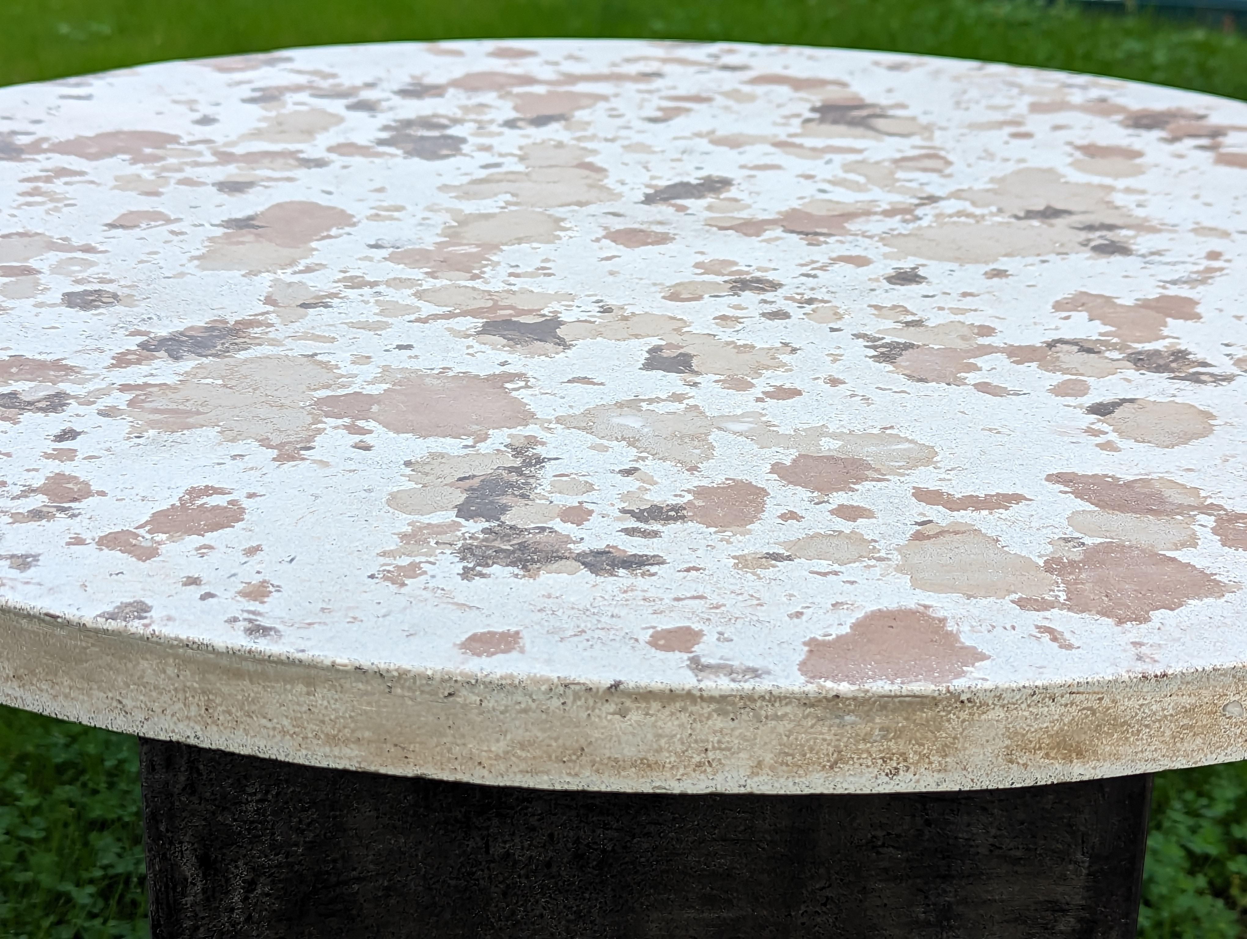 Concrete Top with Brown Speckled Pattern In New Condition For Sale In Cazadero, CA