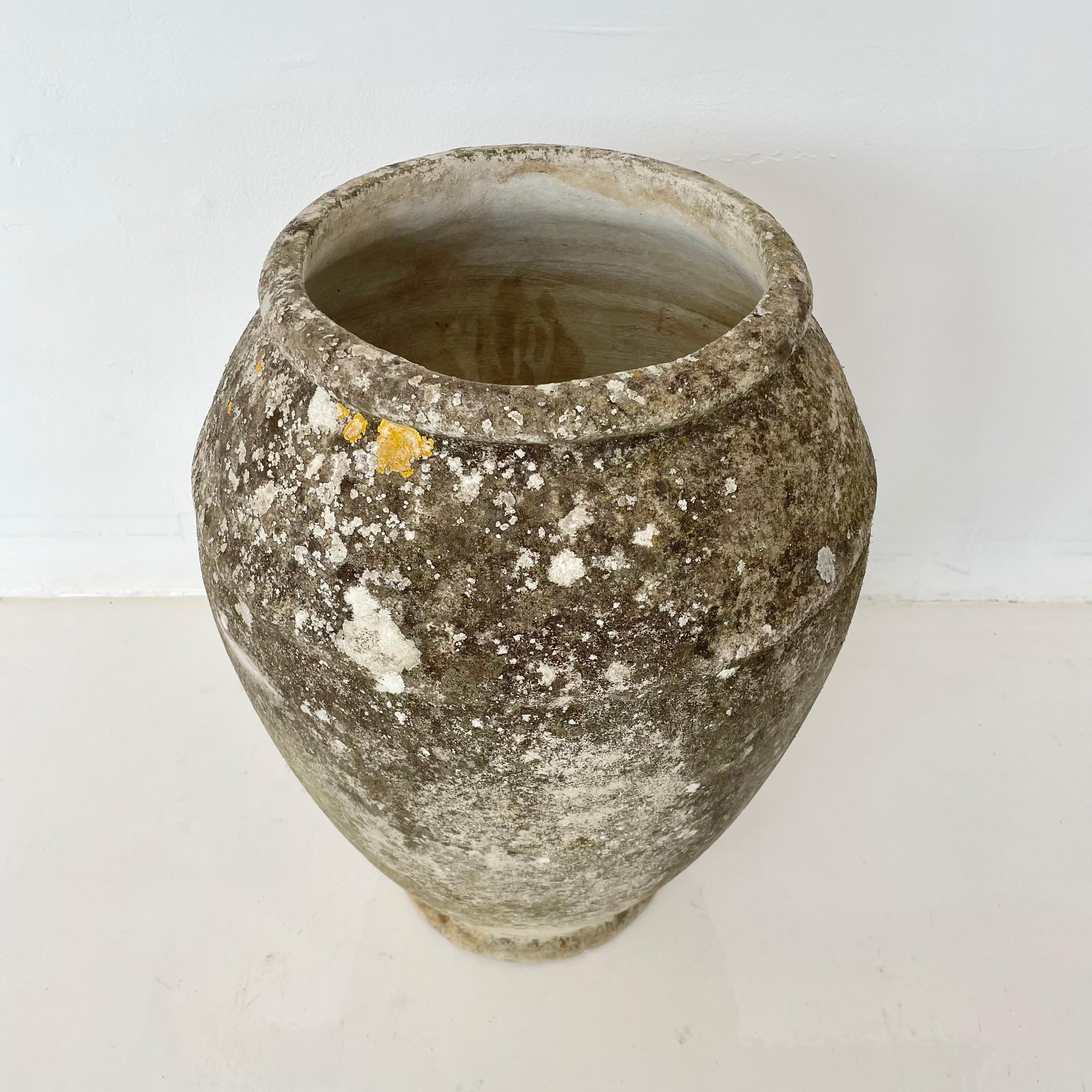 Willy Guhl Concrete Urn  In Good Condition In Los Angeles, CA