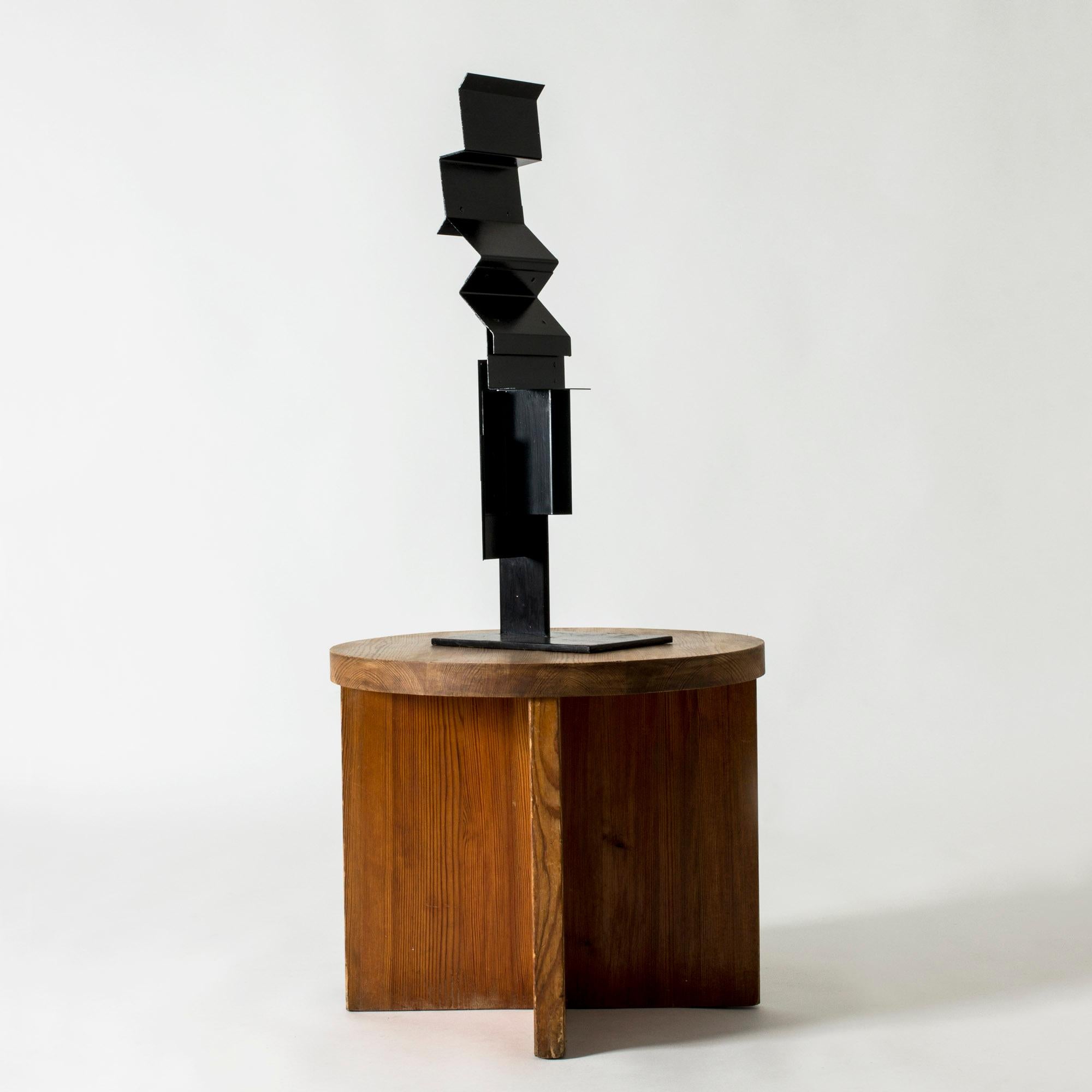 Scandinavo moderno Scultura concreta 