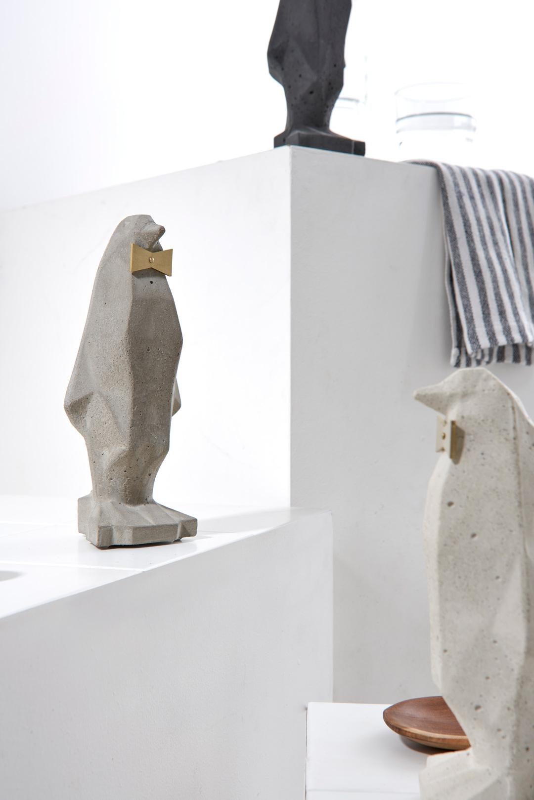 Collection Béton, Sculpture de Table Pingouin (six de 3) en vente 1
