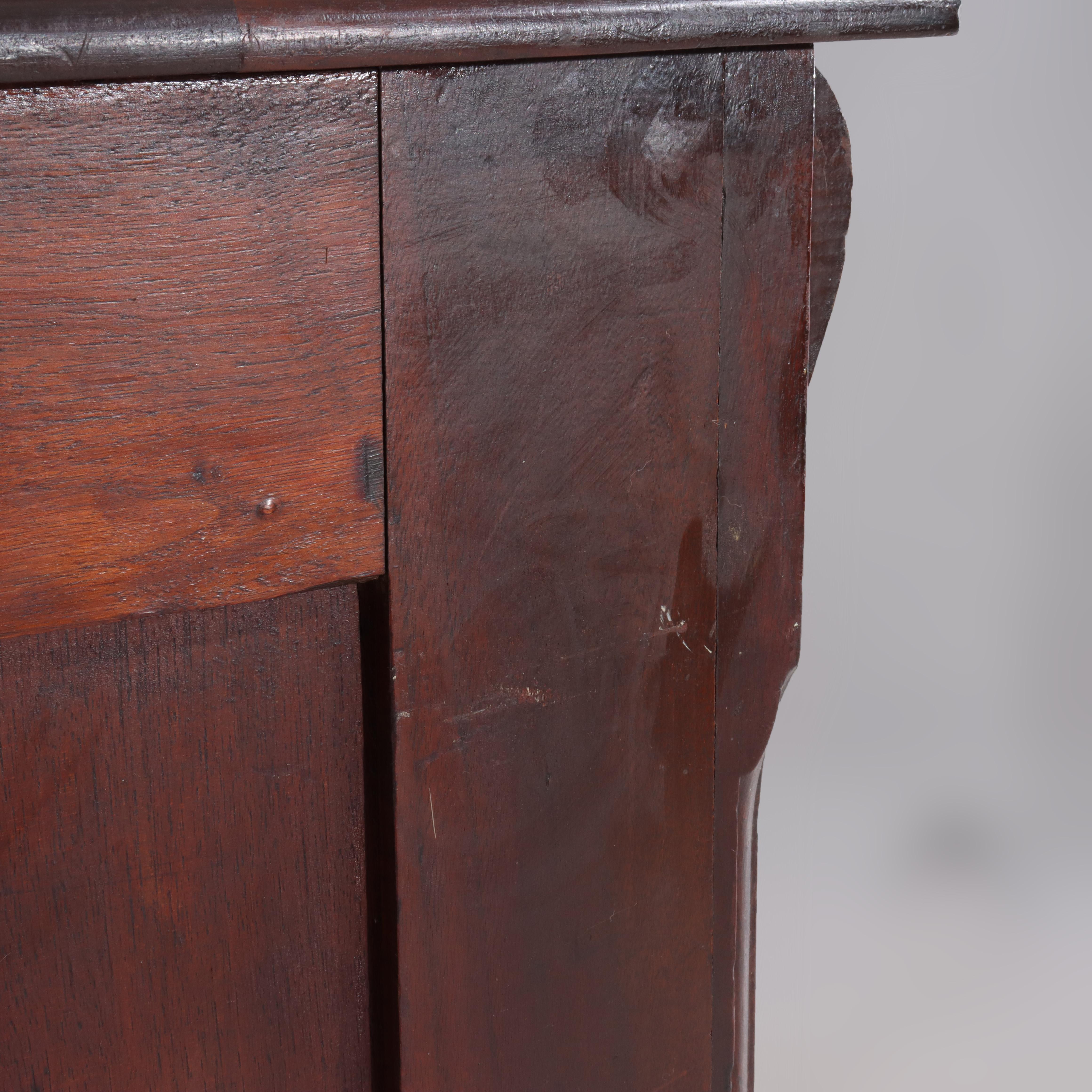 Conde antico cassettone in noce a 4 cassetti con tiranti intagliati C1890 in vendita 8