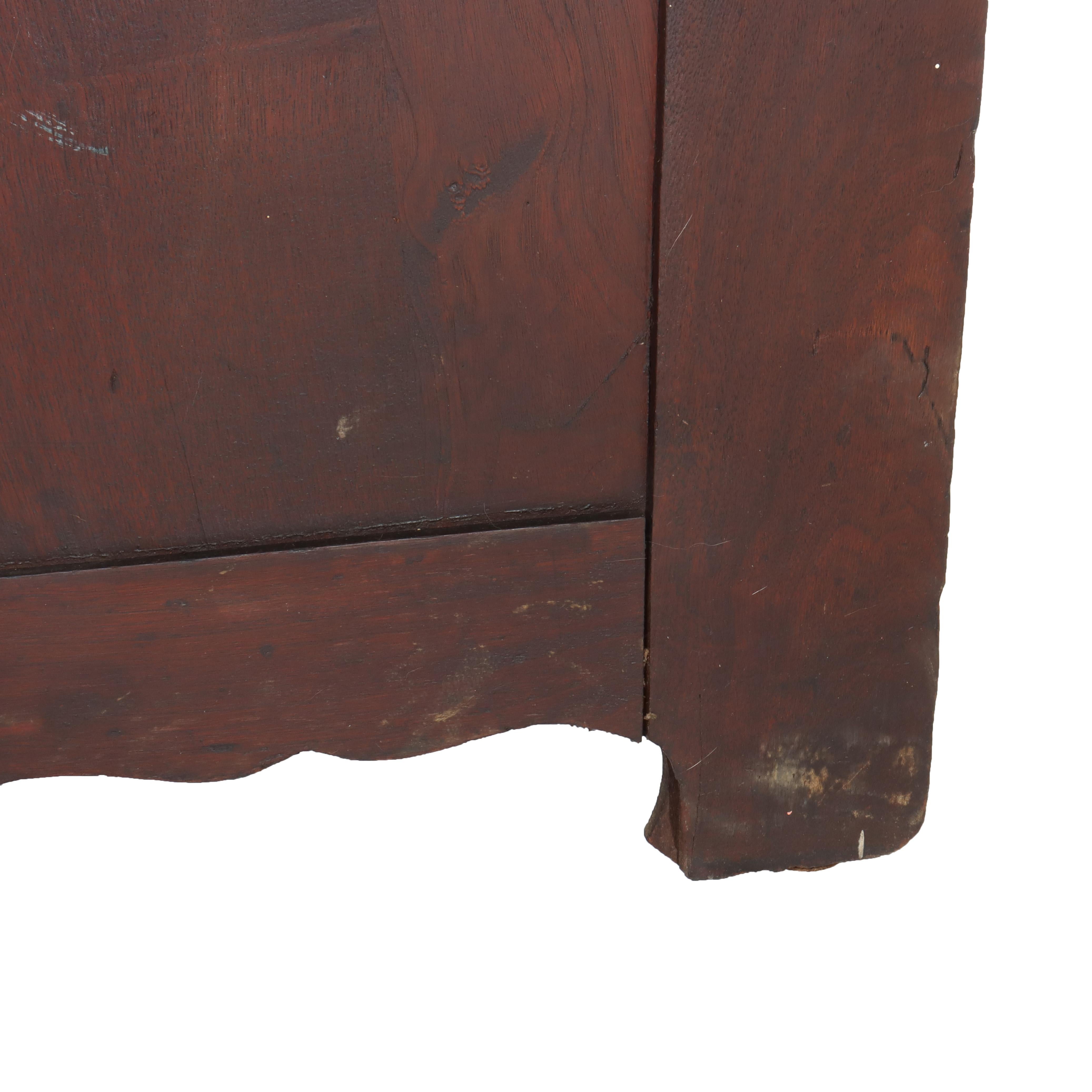 Conde antico cassettone in noce a 4 cassetti con tiranti intagliati C1890 in vendita 4