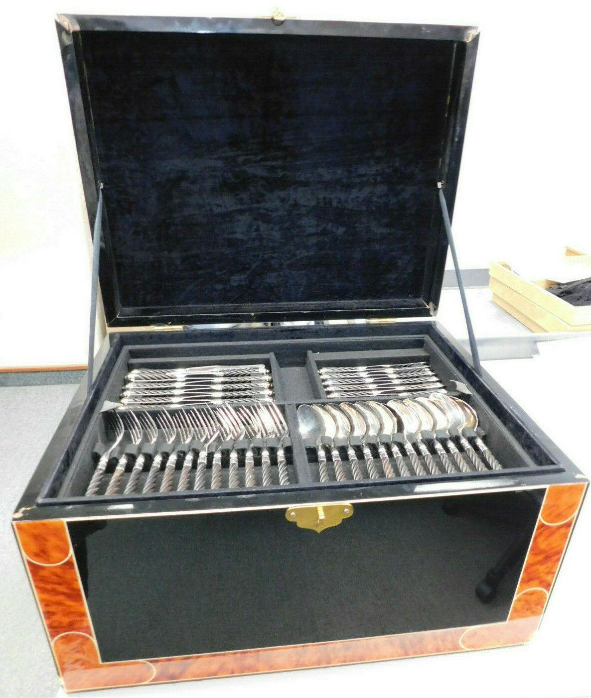 Monumental Twisted (Torsade) Ebony by Ercuis French Silverplated dinner flatware set, 117 pieces. This set includes:

 12 Dinner Knives, 9