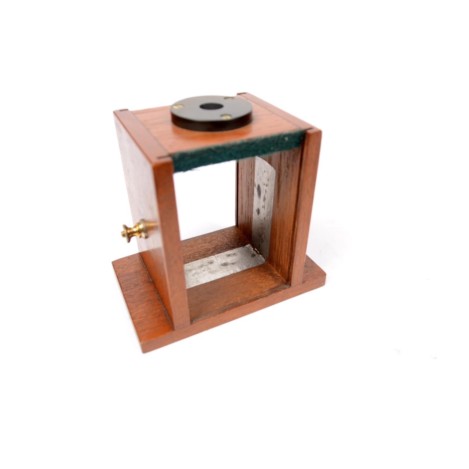 20th Century 1900s Mahogany Condenser Electroscope Antique Physics Measuring Instrument