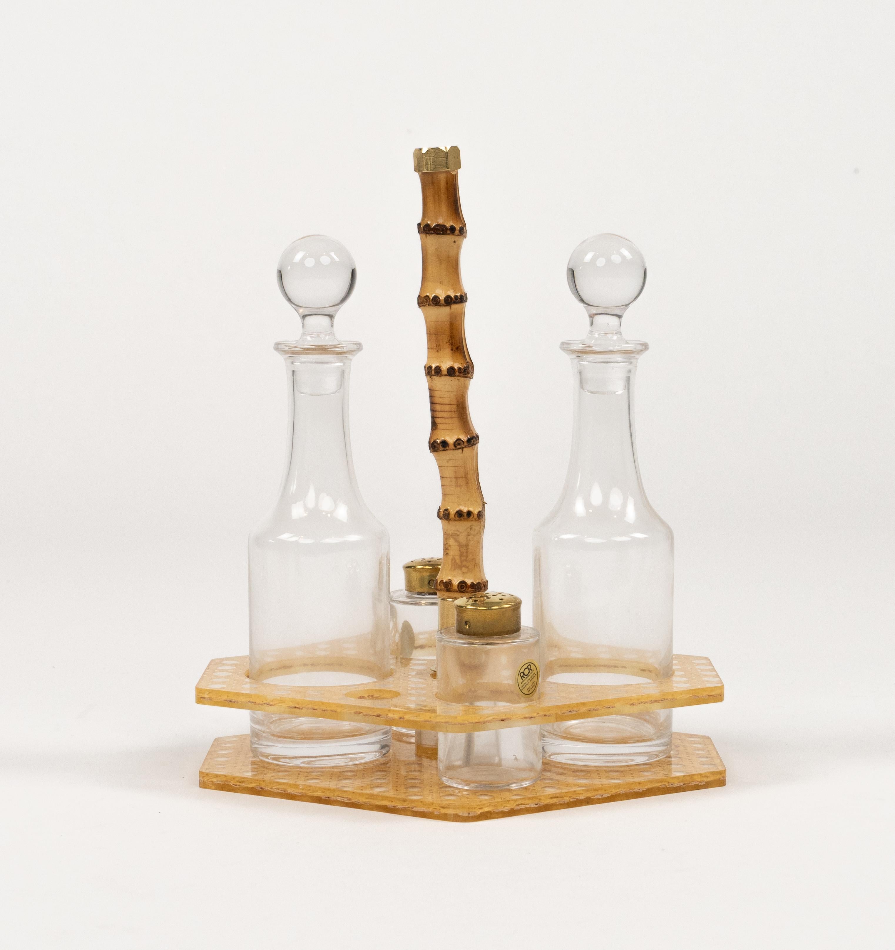 Mid-Century Modern Ensemble de condiments de style Christian Dior en Lucite, osier et cristal, Italie, années 1970 en vente