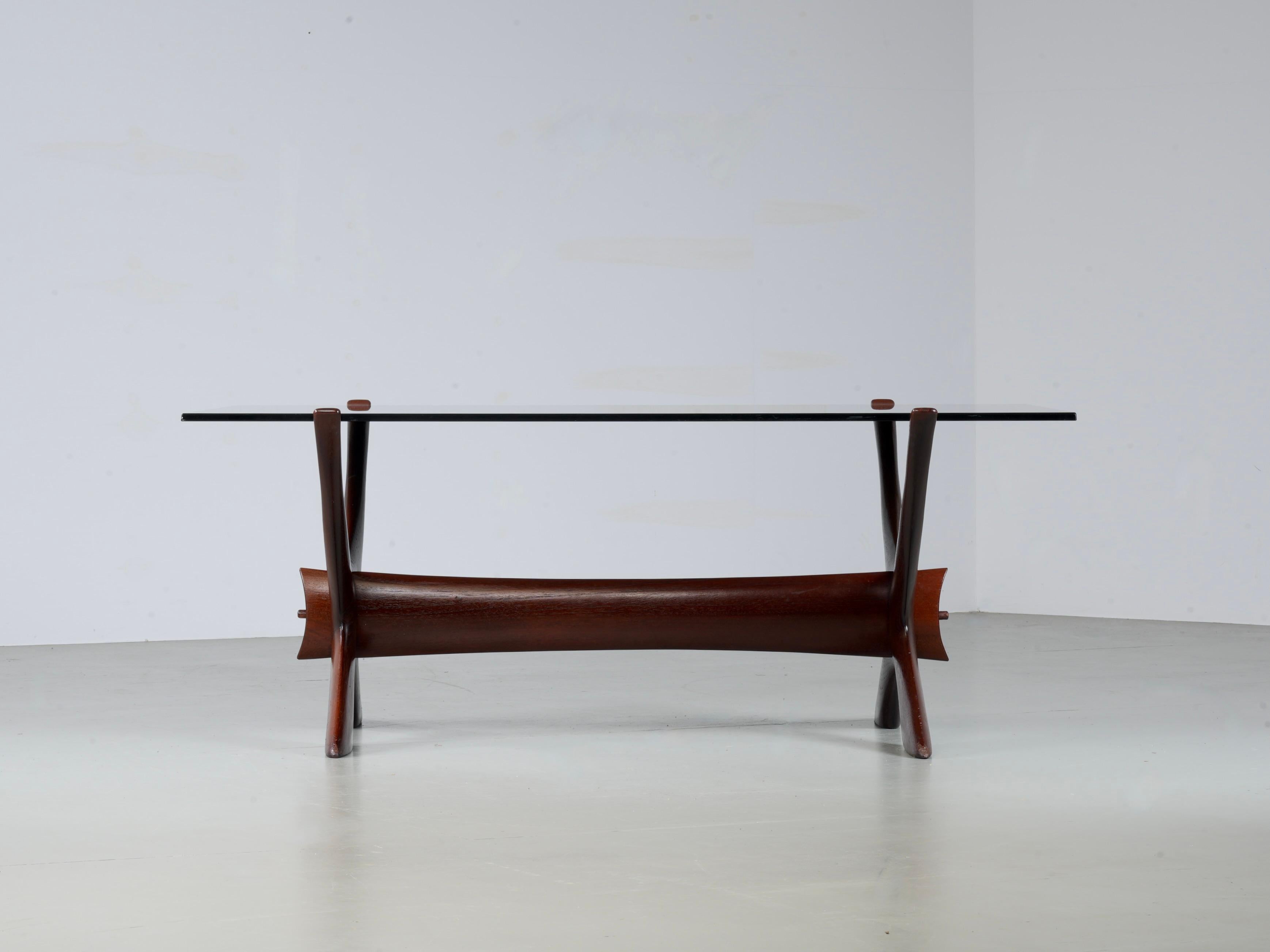 Svedese Tavolino 'Condor' di Fredrik Schriever-Abeln per Orbro Glass, Svezia, anni '60 in vendita