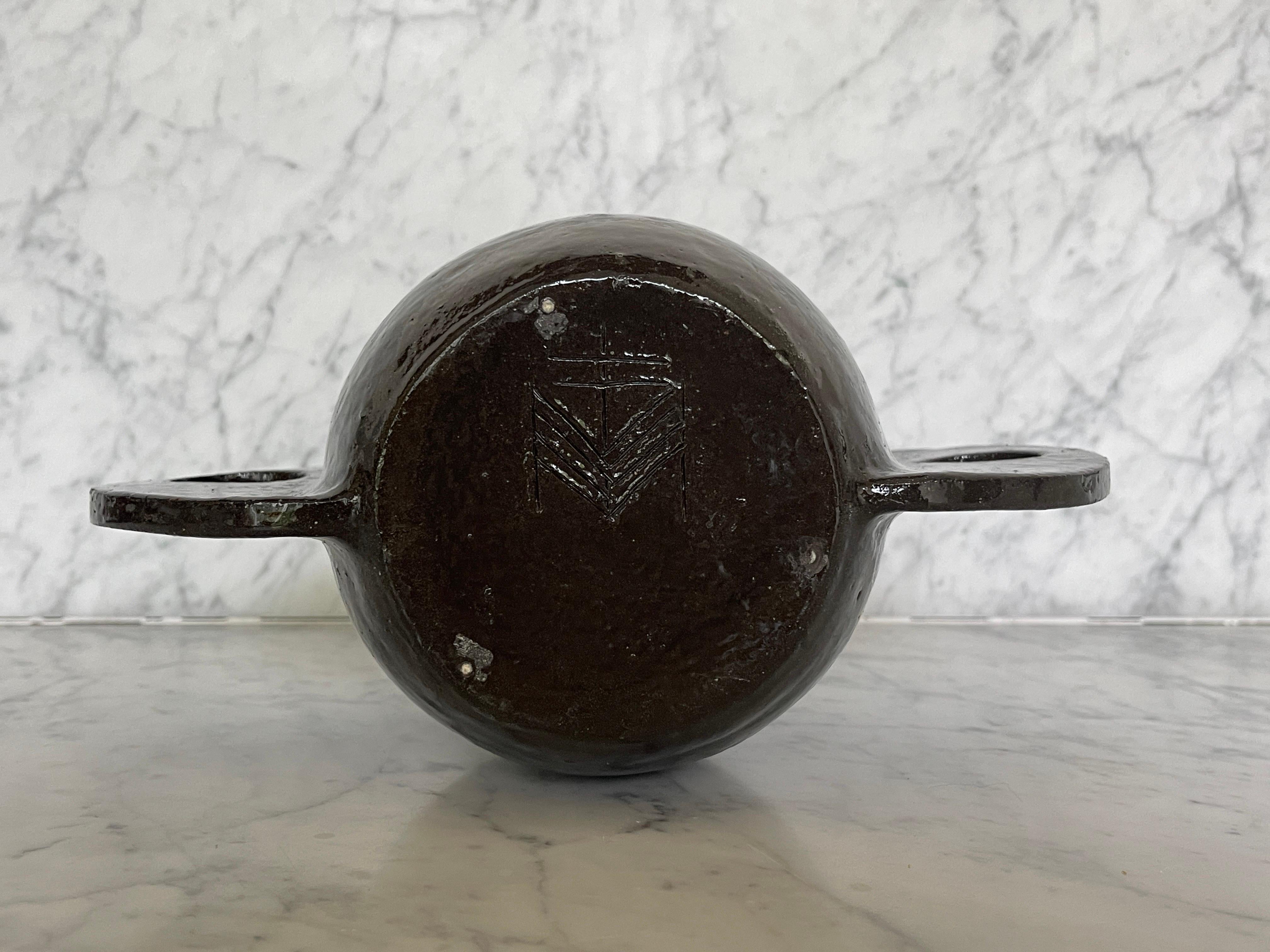 Contemporary Condor vaze by Mariela Ceramica  For Sale