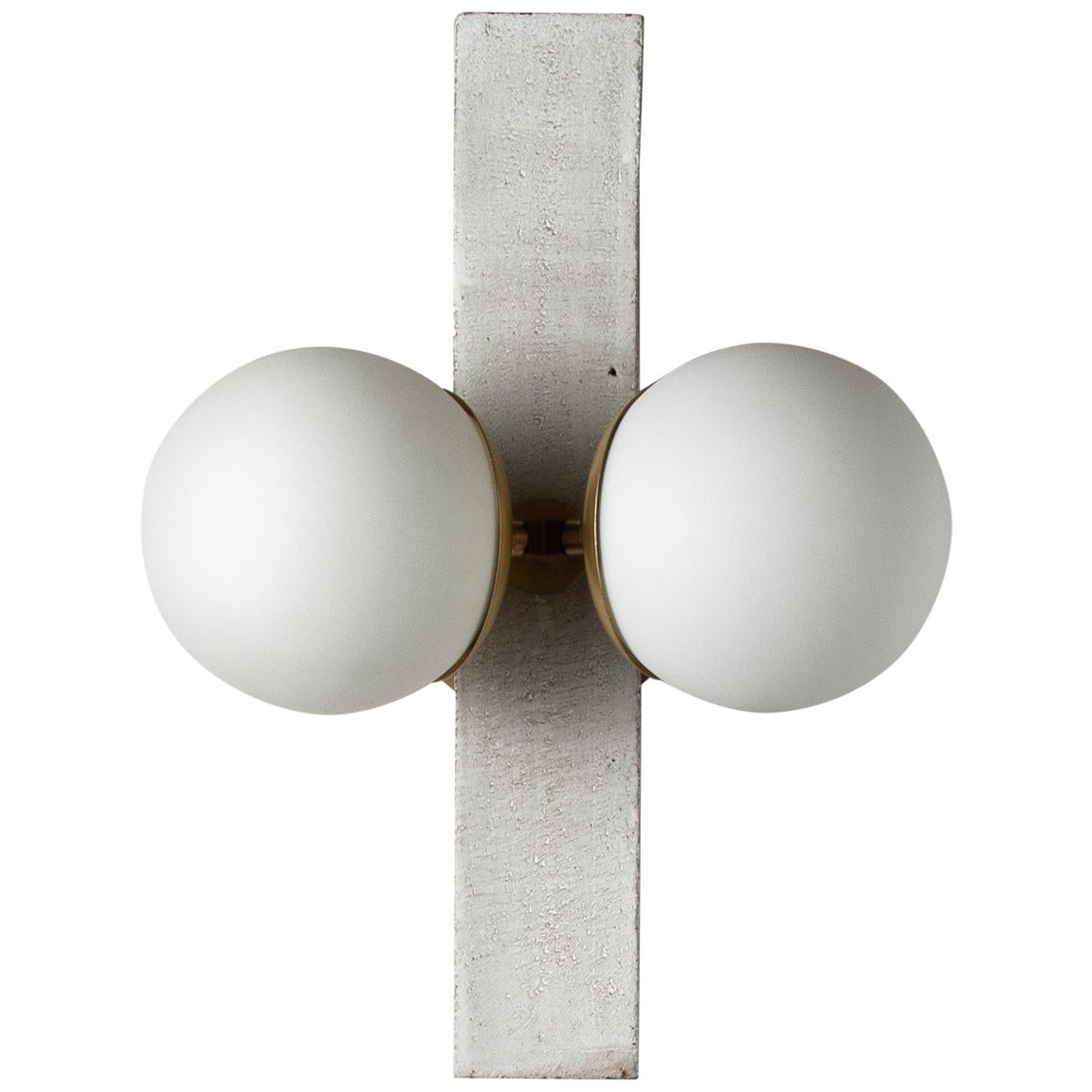 Conduit Linear Sconce 15.2 - Brutalist Ceramic and Brass Sconce For Sale