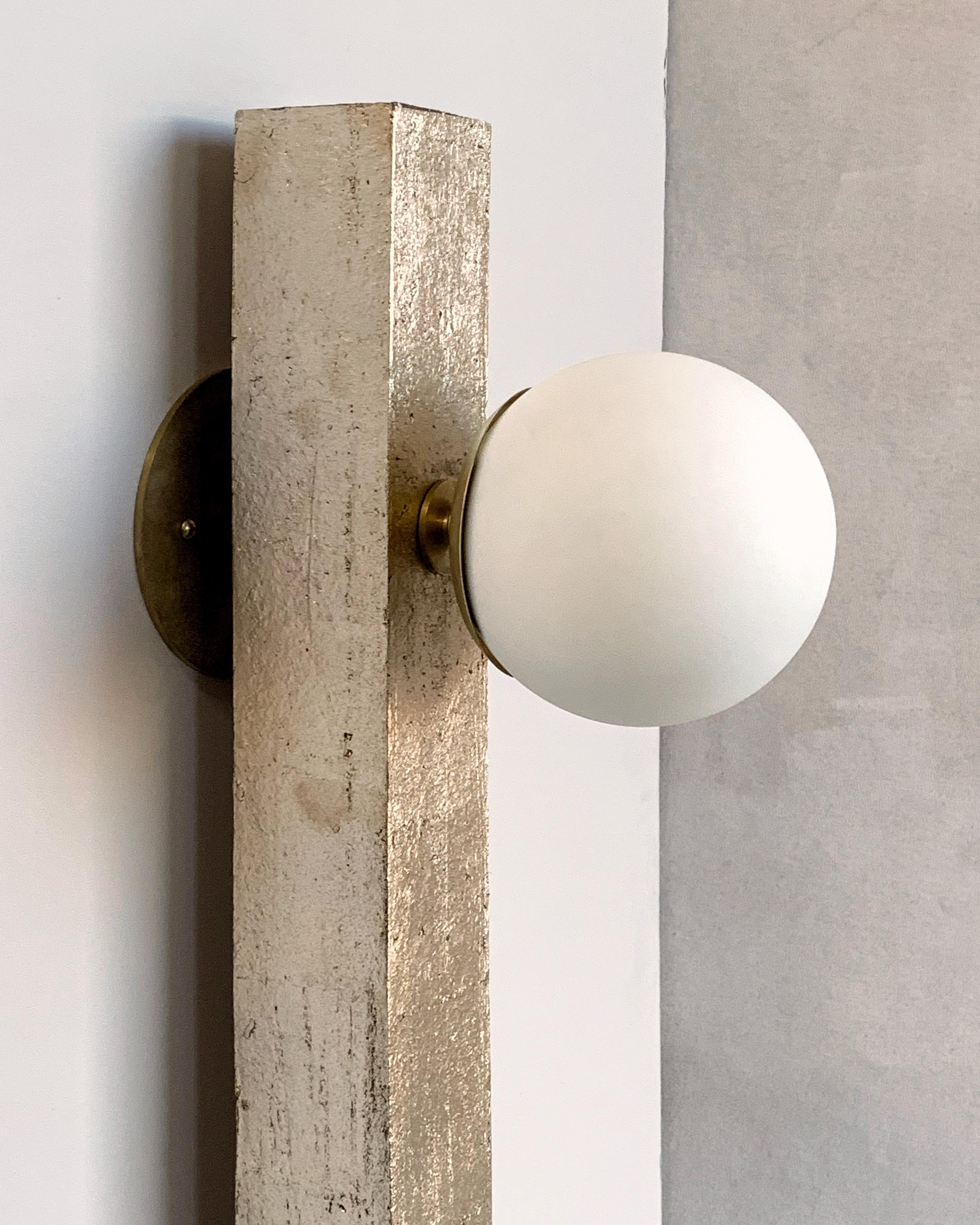 Conduit Linear Sconce 30.1 - Gilded Brutalist Ceramic and Brass Sconce In New Condition For Sale In Bronx, NY