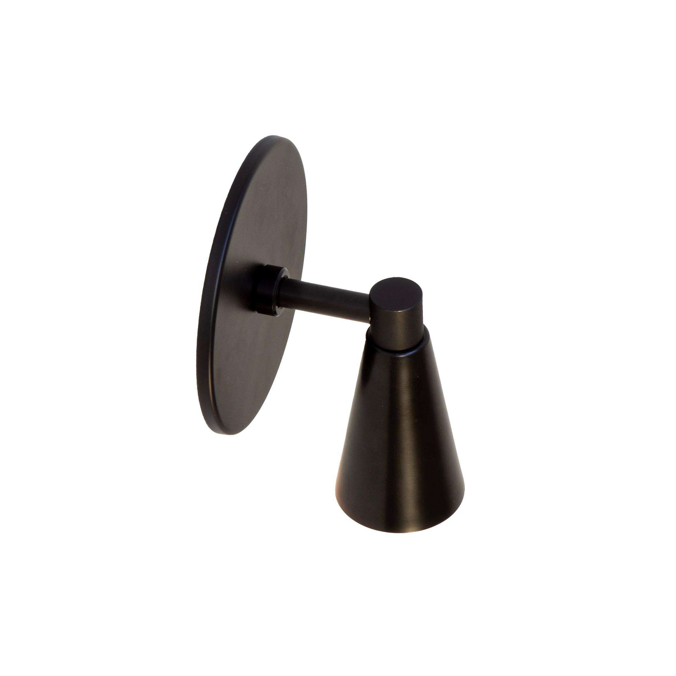 Cone 1 Wall Sconce by Research.Lighting, Black, In Stock Hecho a máquina en venta