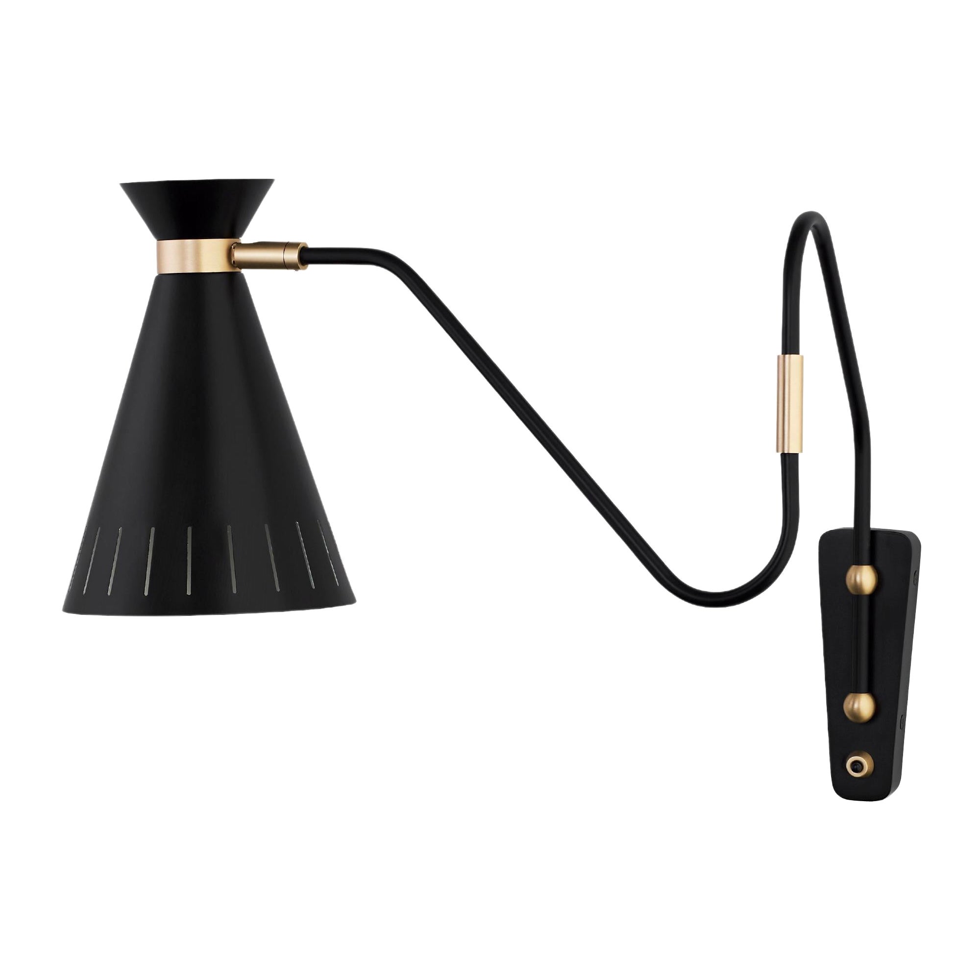 Lampada da parete Cone Black Noir di Warm Nordic