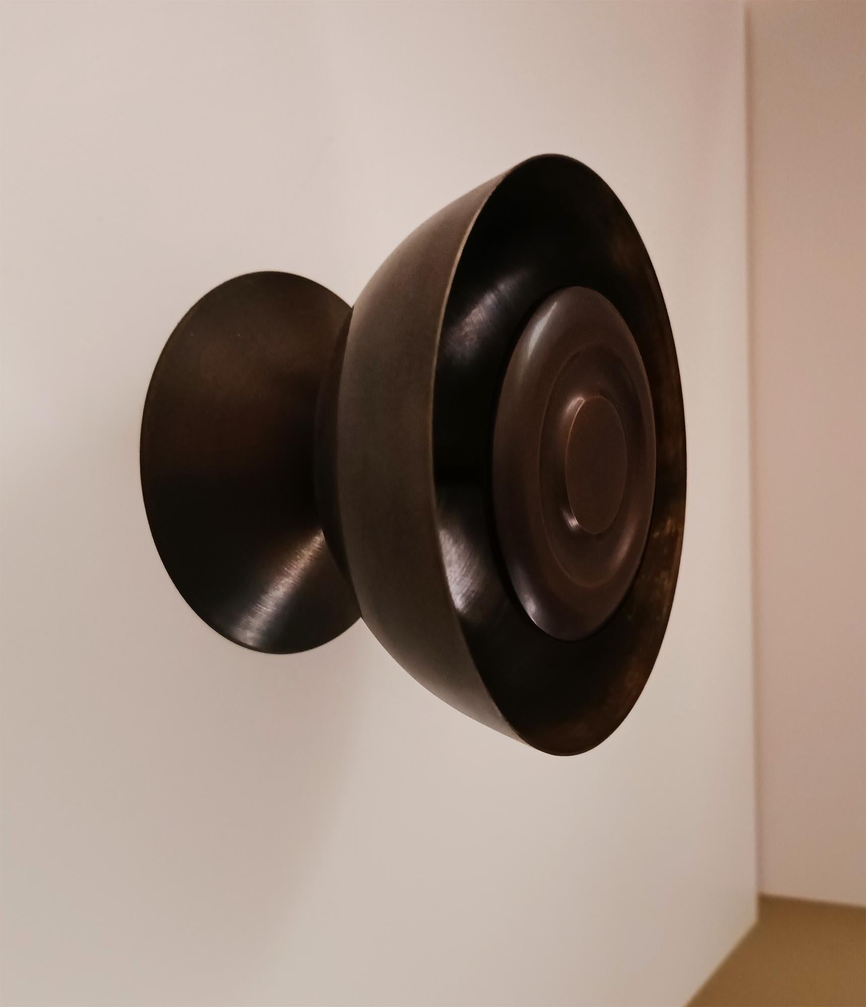Ottone Cone - Applique in ottone di Candas Design in vendita