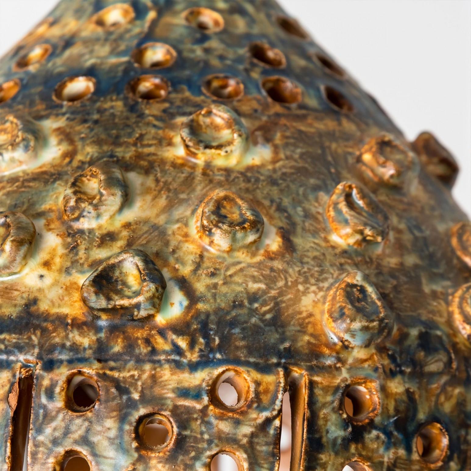 Lampada a sospensione in ceramica verde marrone a cono, Danimarca, 1970 in vendita 2