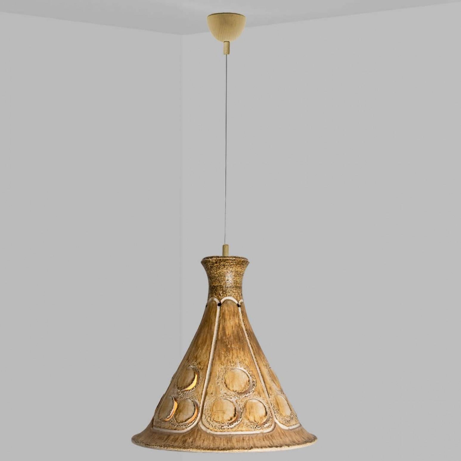 Lights suspendus en céramique Terra Brown, Danemark, 1970 en vente 8