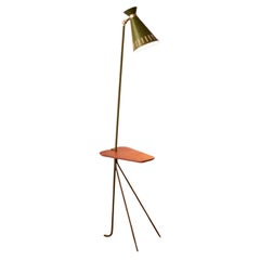 Lampadaire cône avec table vert pin par Warm Nordic