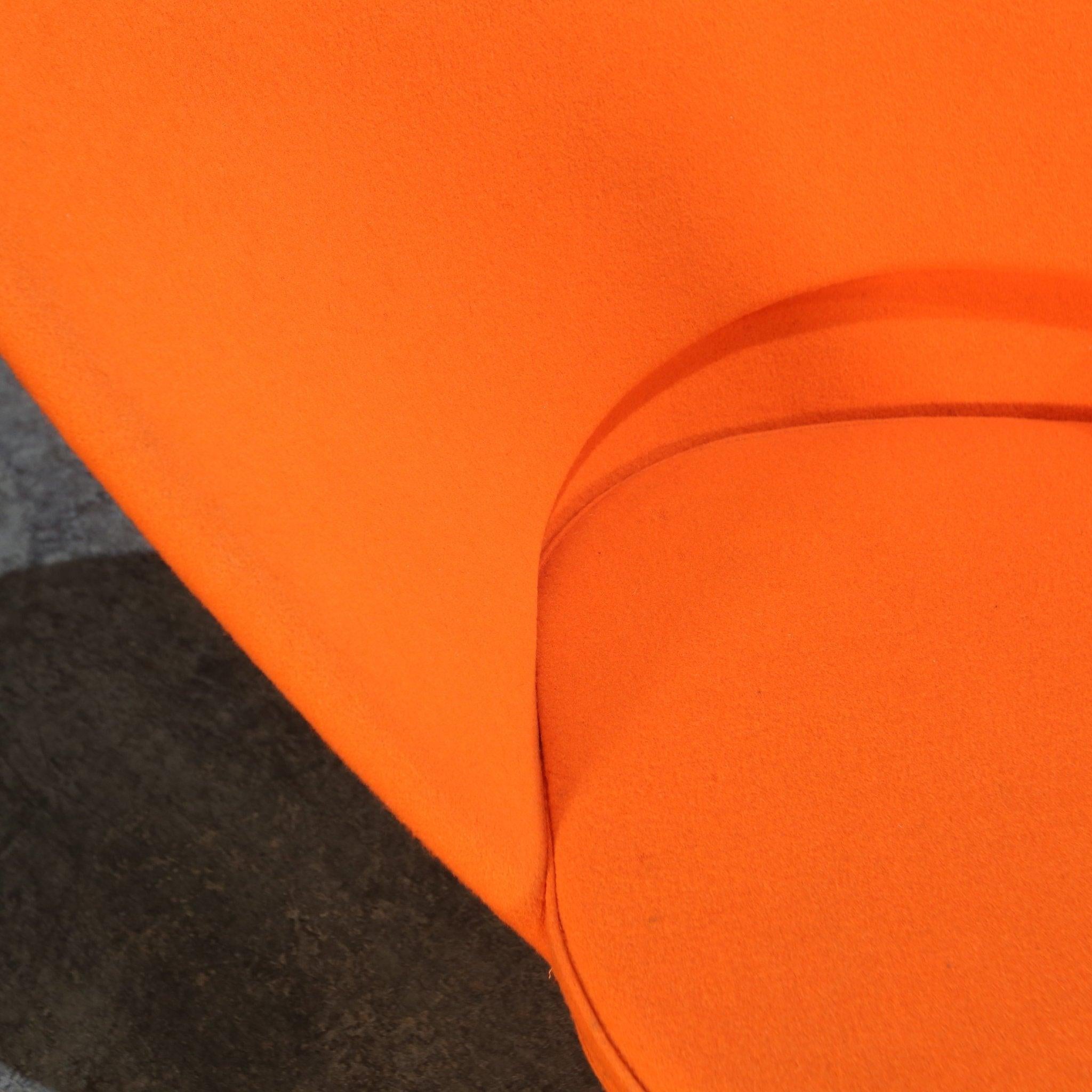 Cone Heart Chair by Verner Panton 2