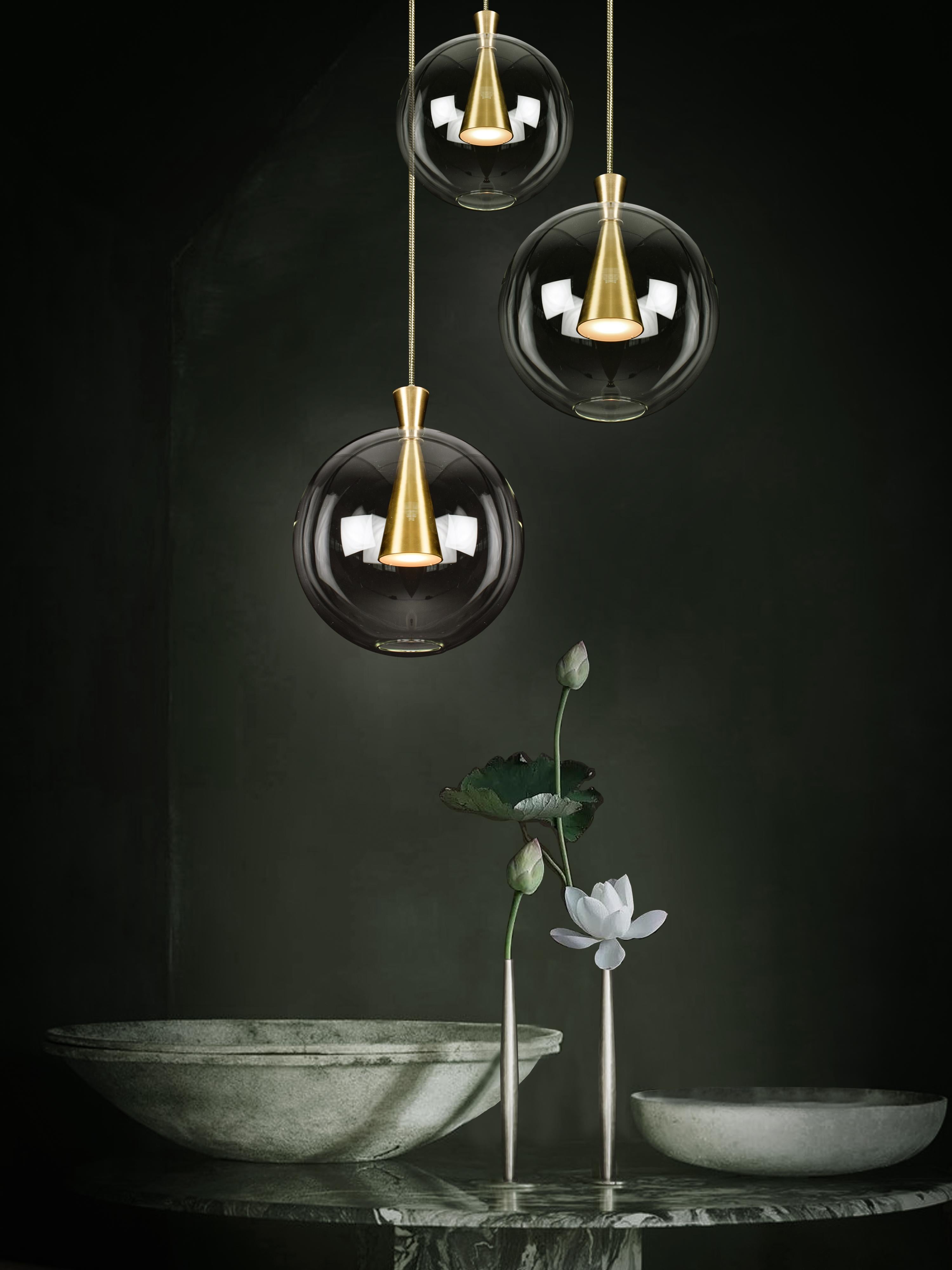 Lampada a cono e paralume, 5 pezzi di Marc Wood, lampade artigianali in ottone e vetro w/GU10 In condizioni Nuovo in vendita a London, GB