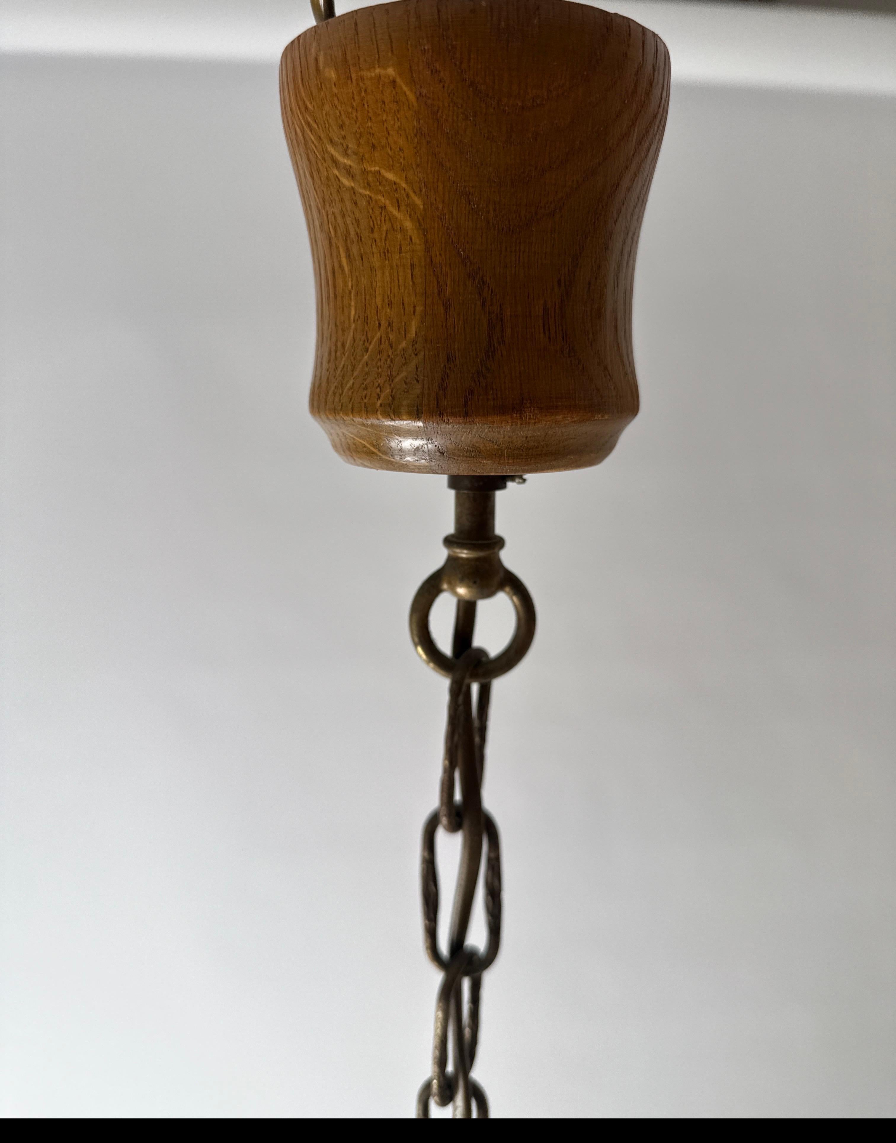 Lámpara colgante en forma de cono de cristal de Murano macizo y roble Hecho a mano en venta