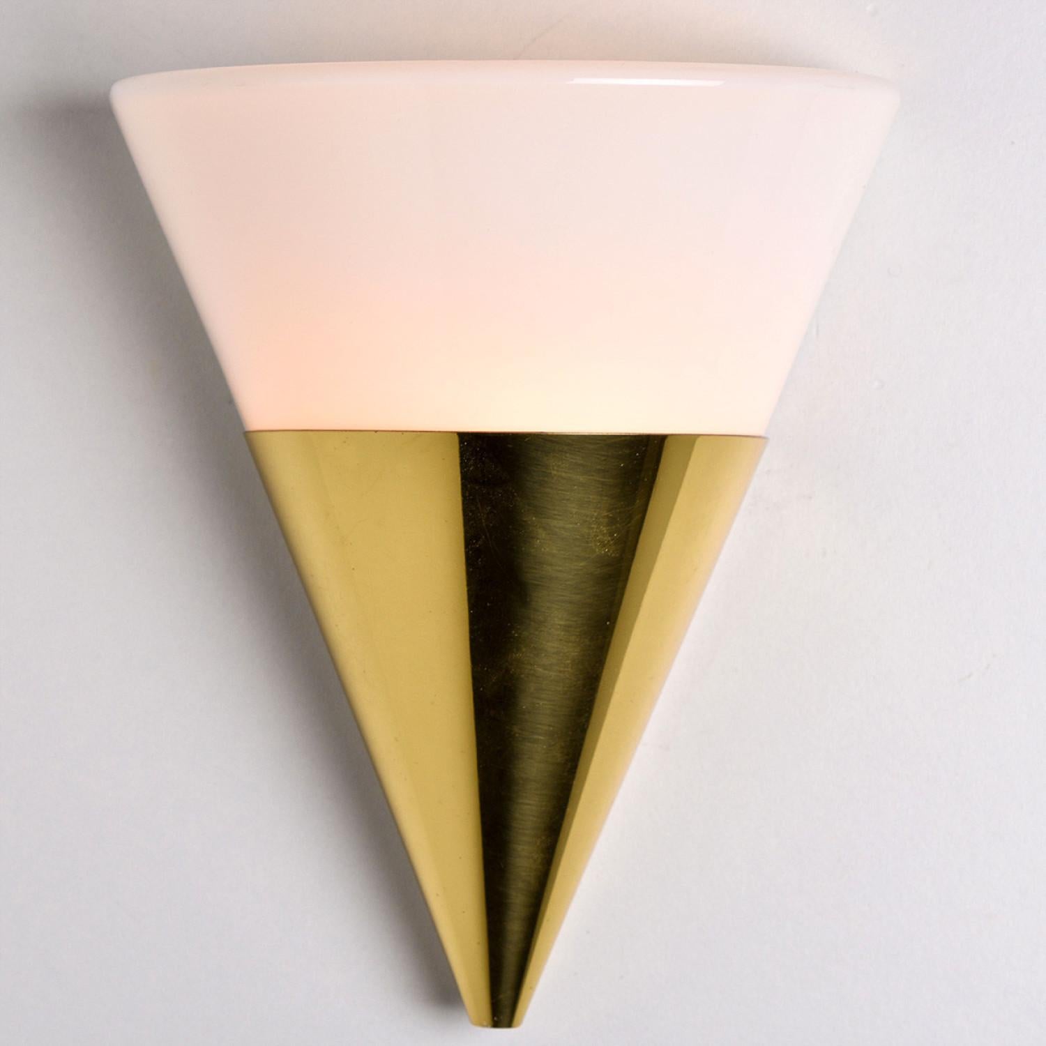 Cone Shaped White Opaque Glass Wall Lights by Glashütte Limburg In Good Condition For Sale In Rijssen, NL