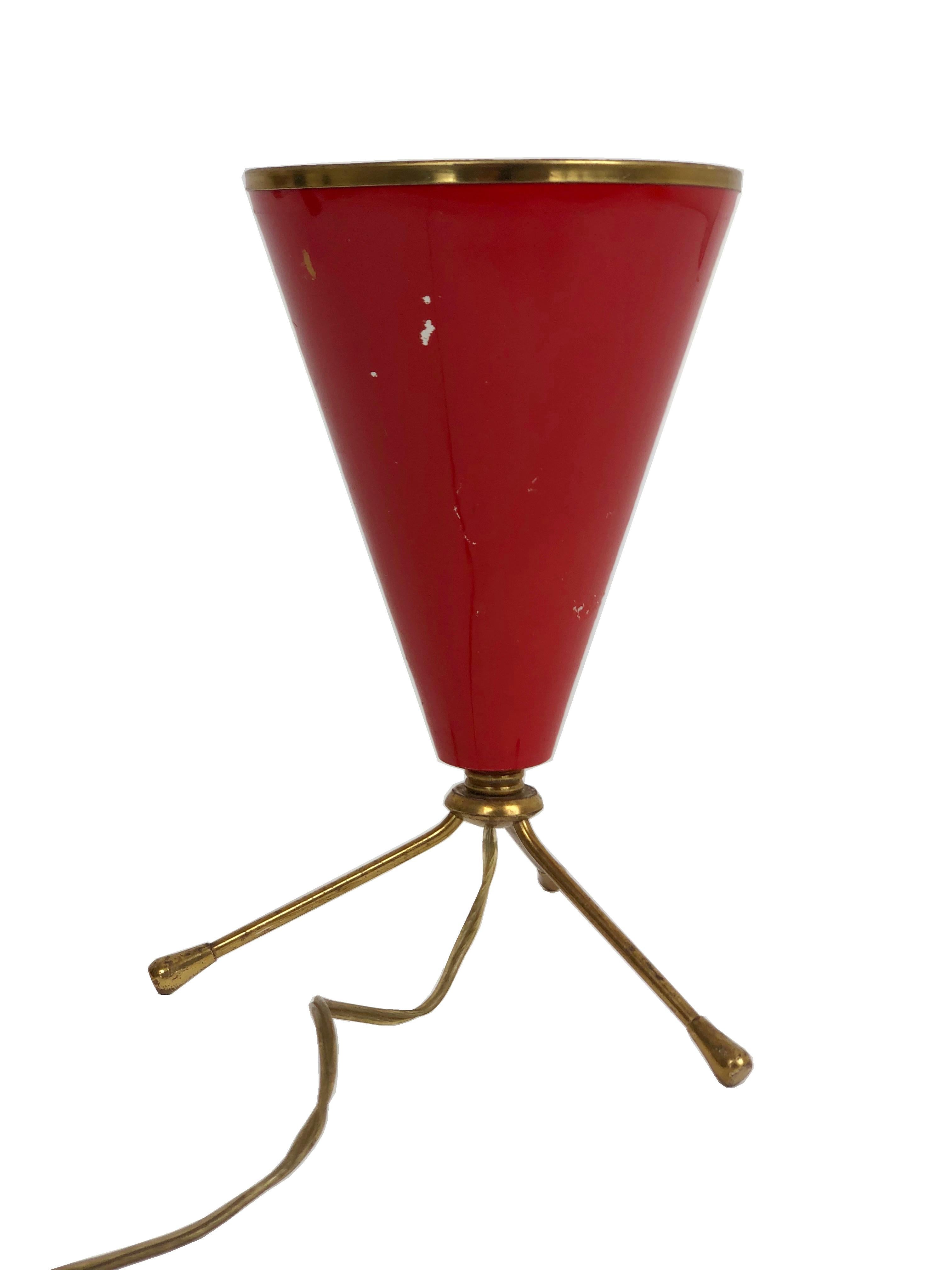 Mid-Century Modern Cone Tripod Table Red Lamp in Brass and Lacquered Metal, Stilnovo, Italy, 1950s