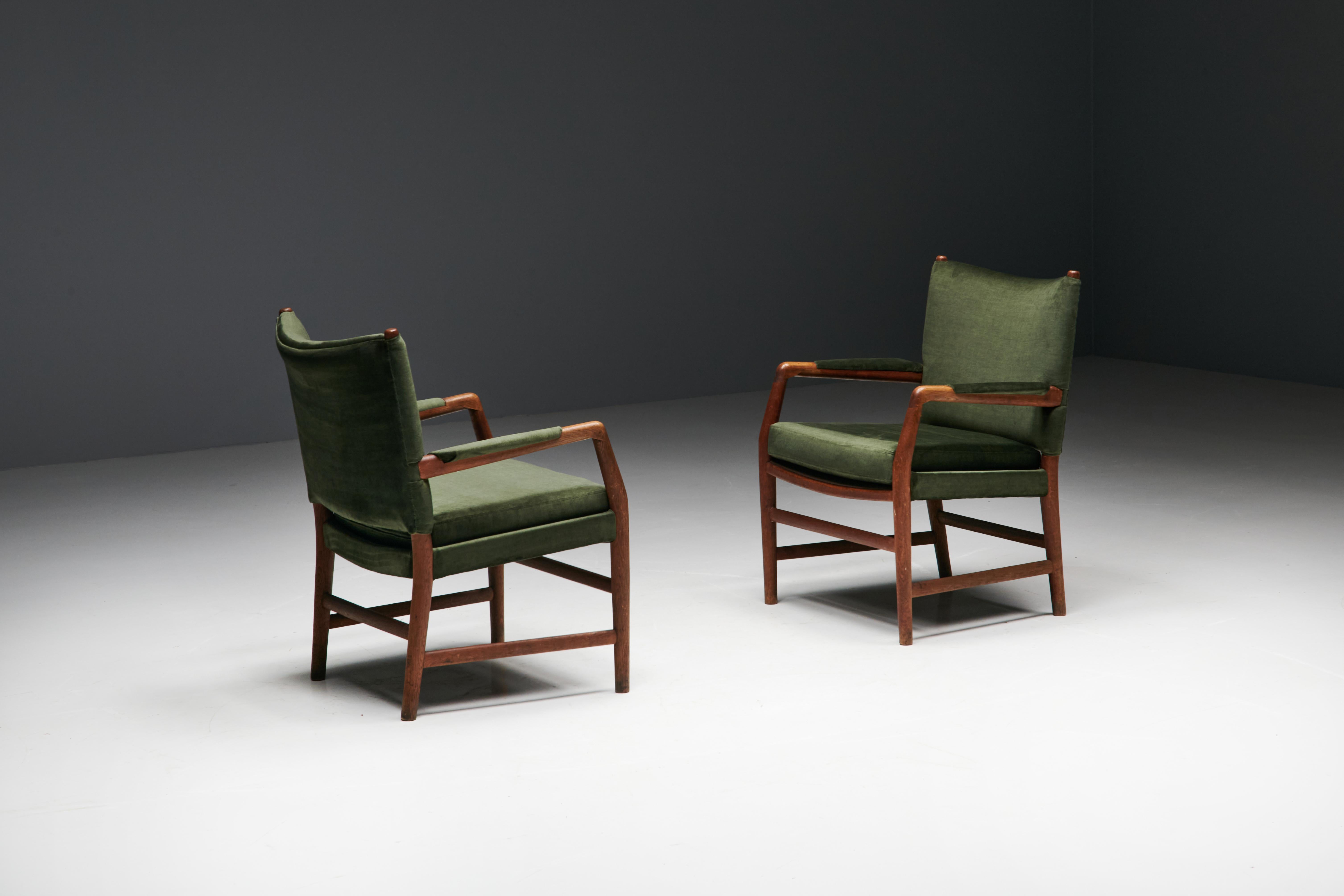 Conference Chairs by Hans J. Wegner for the Aarhus City Hall, Denmark, 1940s In Excellent Condition For Sale In Antwerp, BE