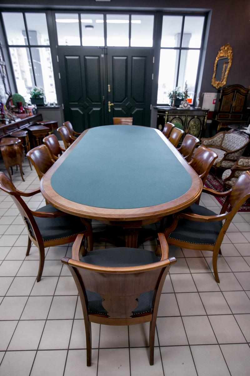 oval conference table for 12
