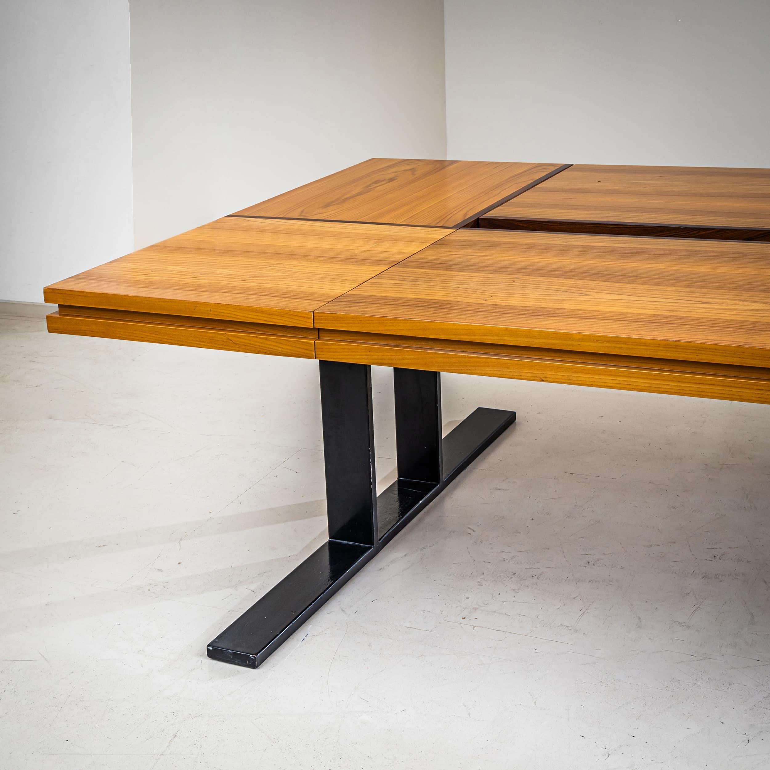 Conference Table with Ten Chairs, Rome, 1960s For Sale 2