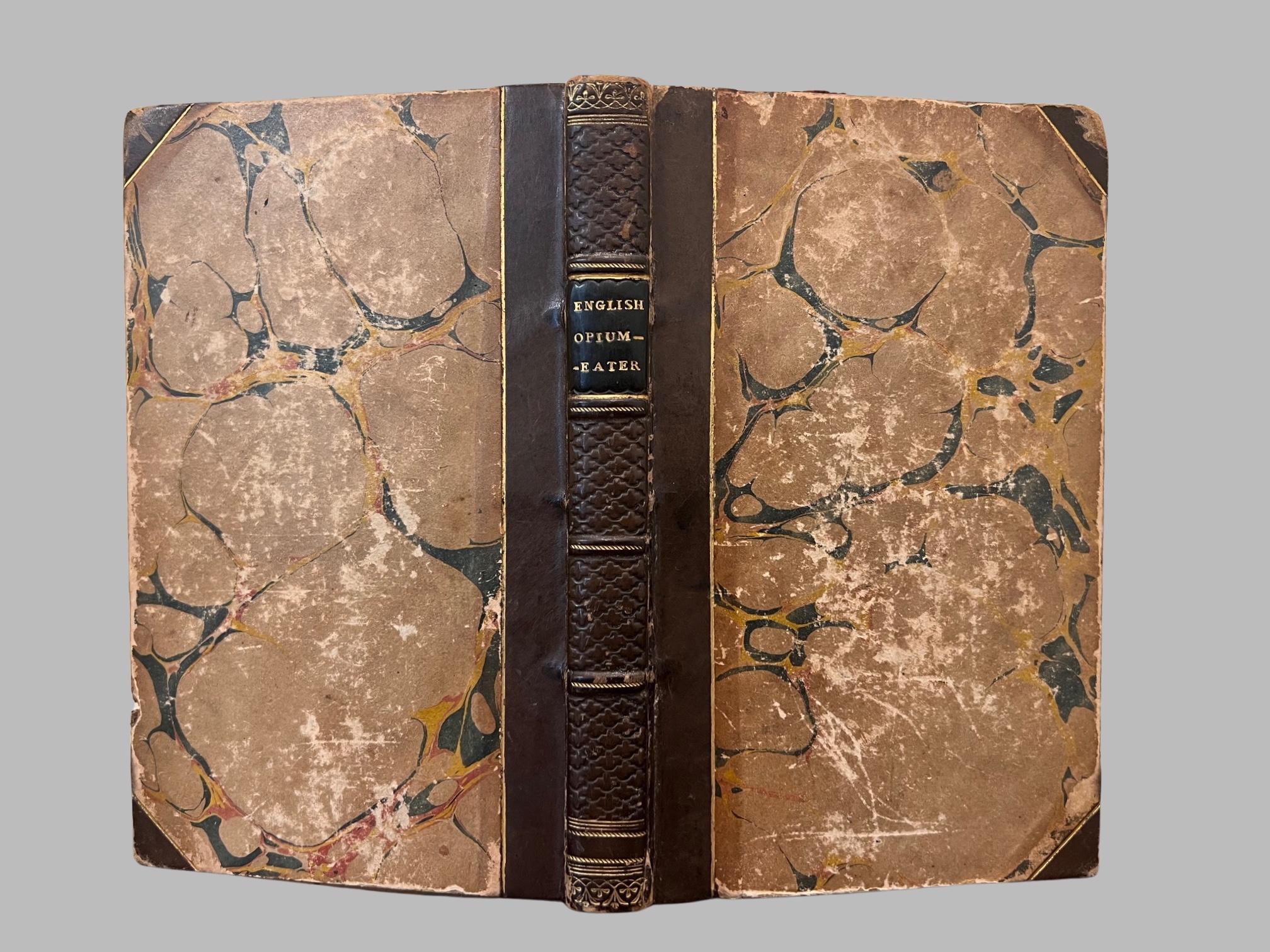 Confessions of an English Opium Eater par Thomas De Quincey, rare 1ère édition du classique autobiographique de l'auteur publié par Taylor Hessey Londres 1822. Une exploration dramatique de la dépendance à l'opium par l'auteur avec des observations