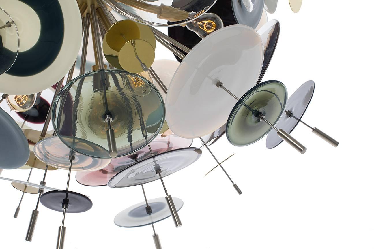 Medium Confetti Topaz, Charcoal and Ivory Glass Chandelier by Avram Rusu Studio For Sale 1