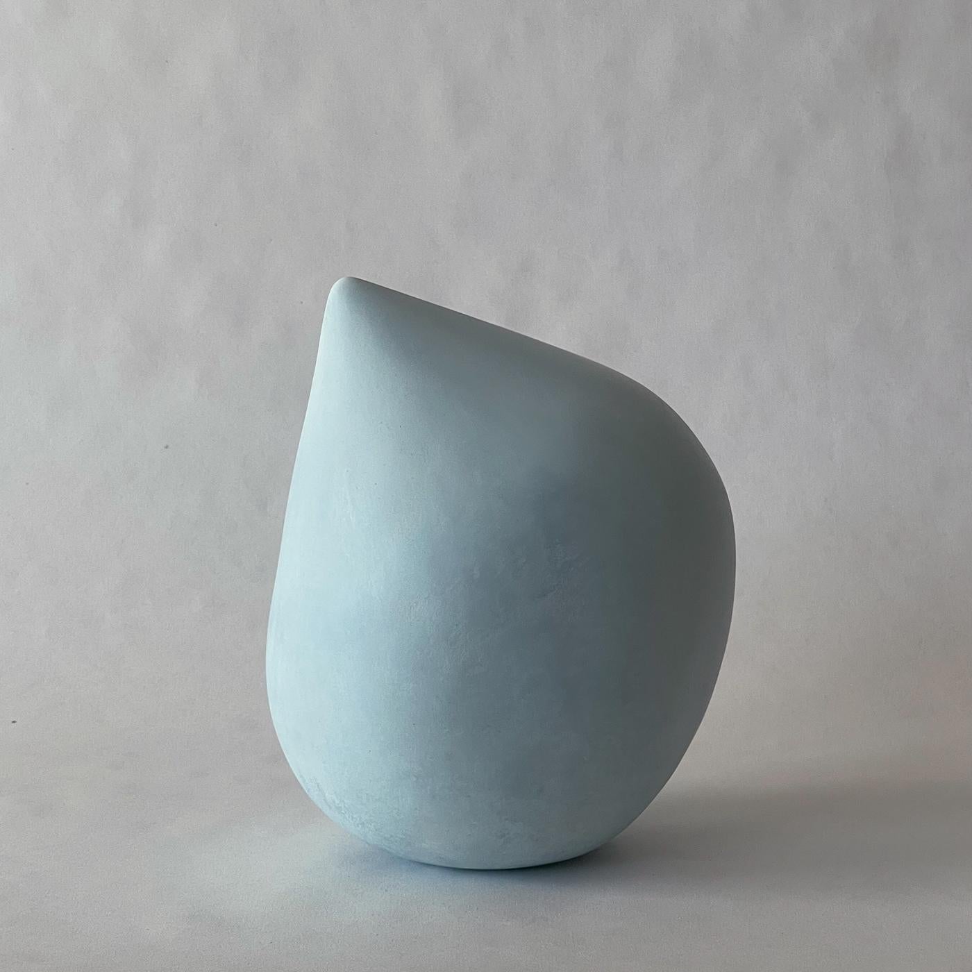 Italiano Scultura in ceramica azzurra Confidente in vendita