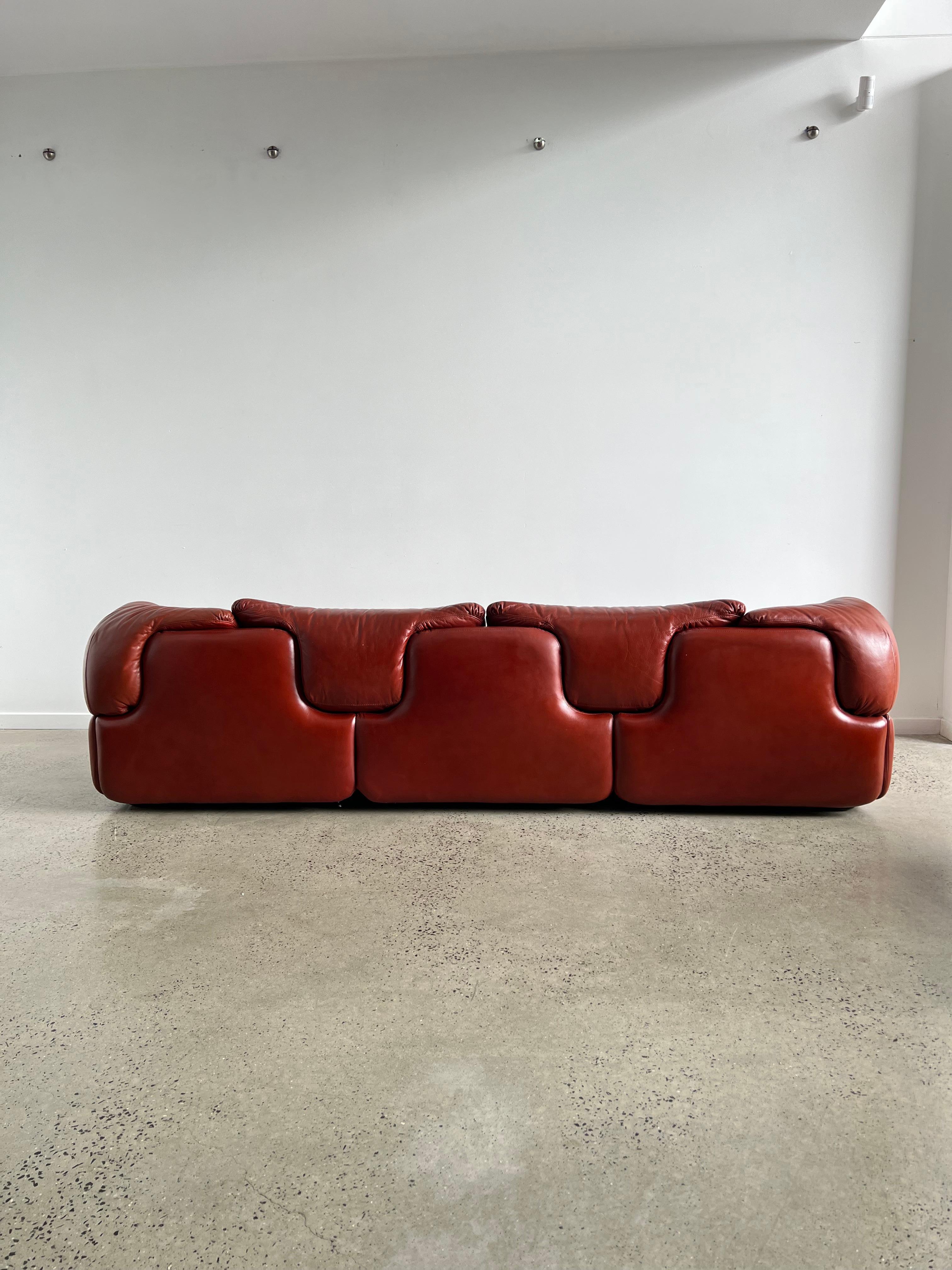 Late 20th Century Confidential Alberto Rosselli for Saporiti Set Sofa