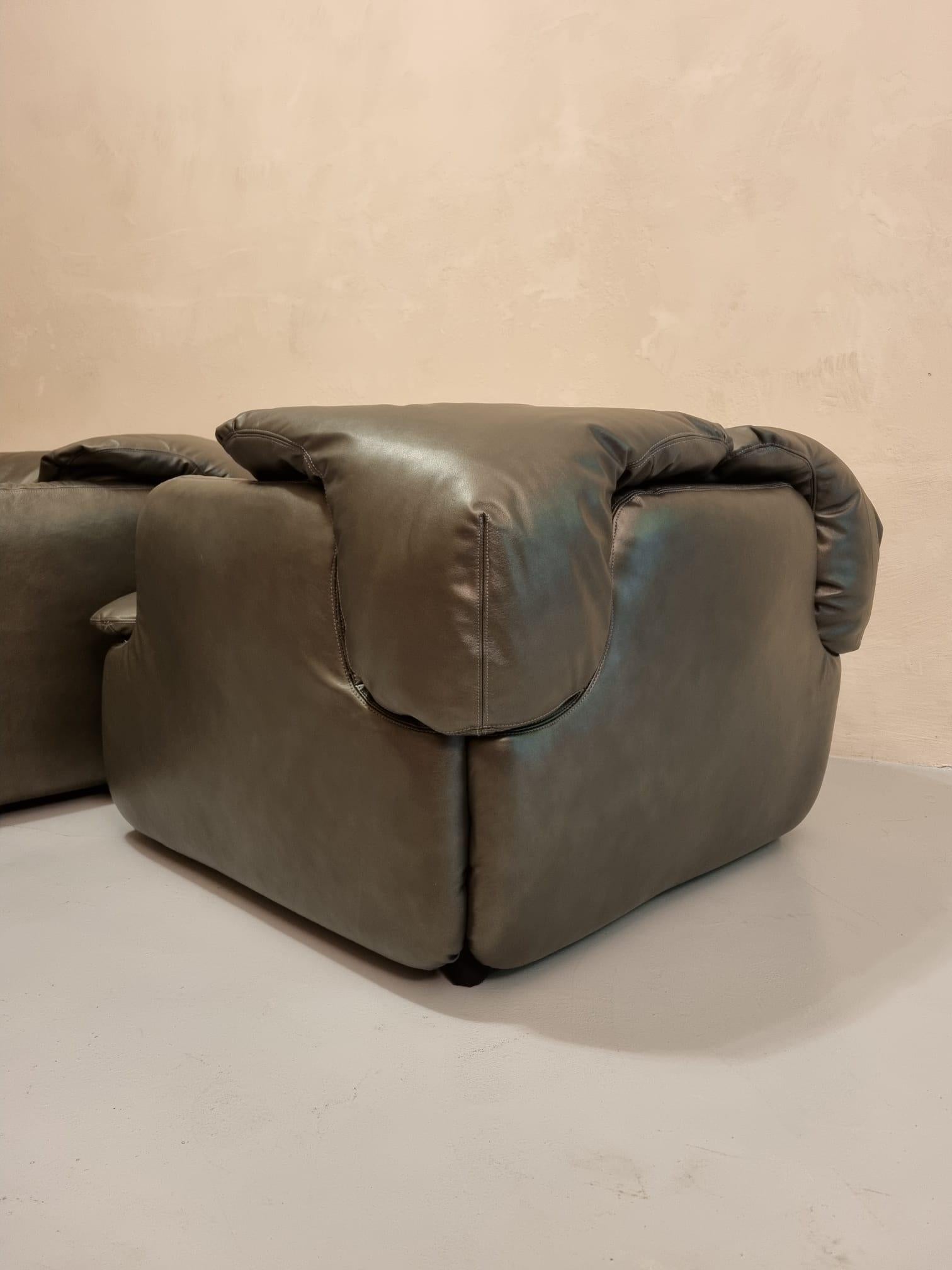 Late 20th Century Confidential Armchairs  by Alberto Rosselli for Saporiti Italia 1970s