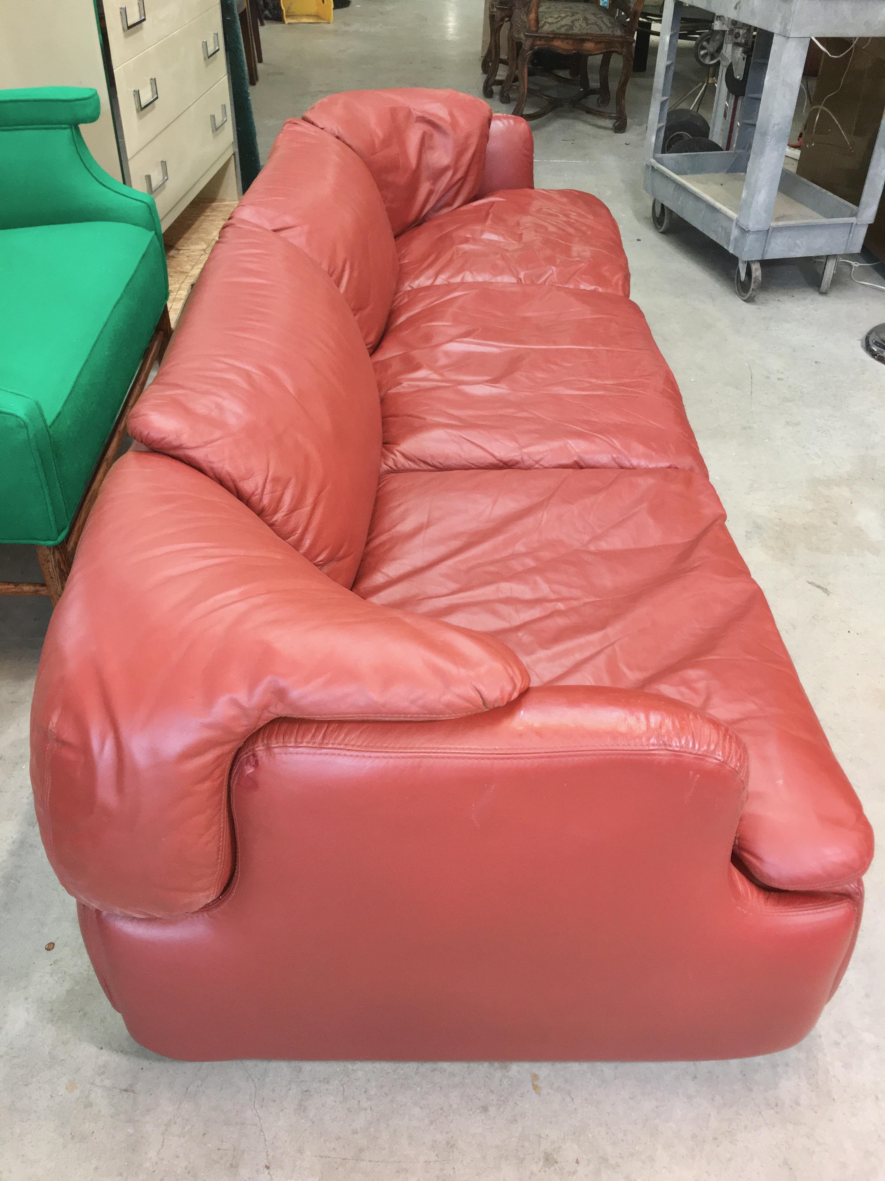 Cuir Fauteuil et chaise longue en cuir « Feature » d'Alberto Rosselli pour Saporiti en vente