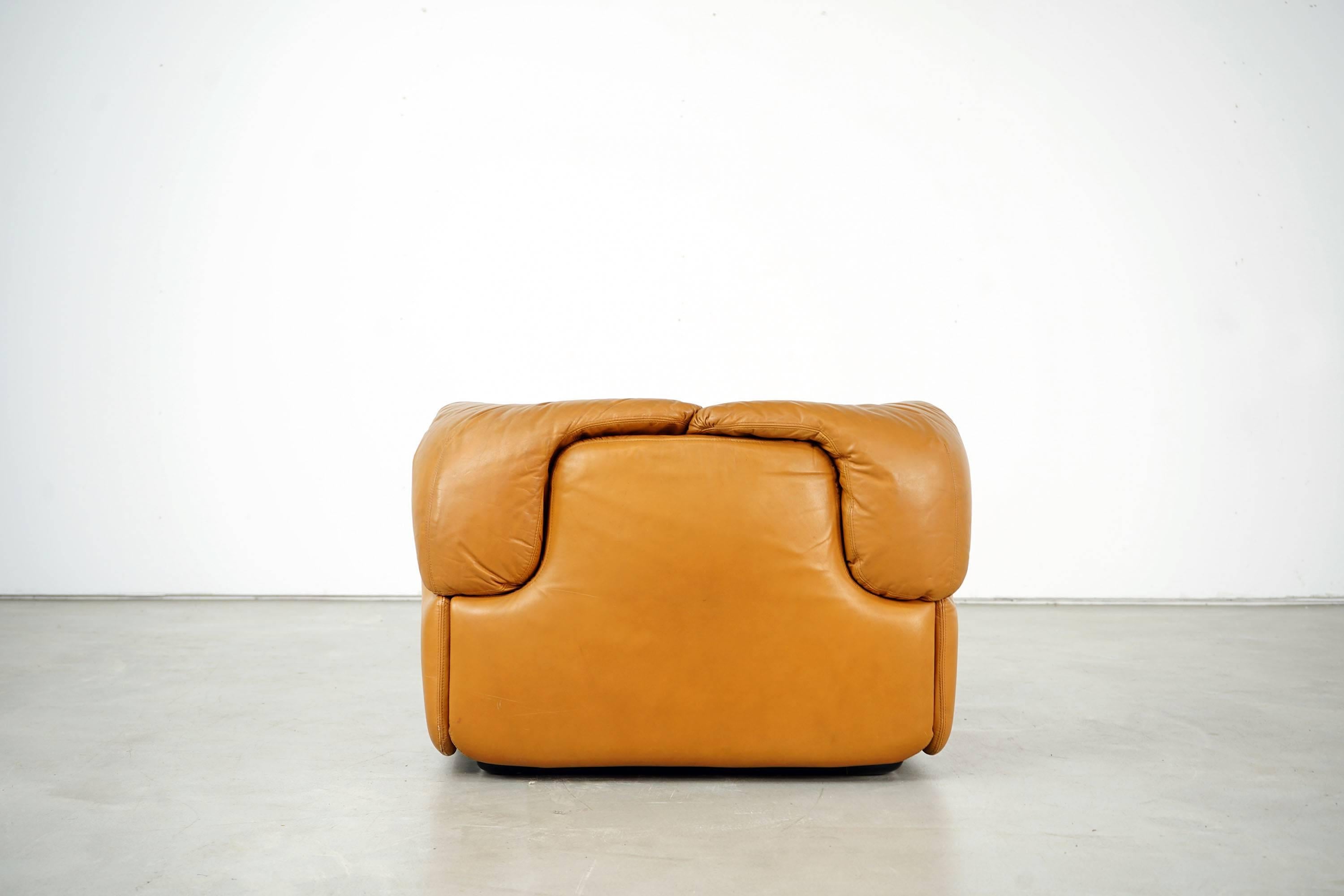 Late 20th Century Confidential Series Armchair by Alberto Rosselli for Saporiti Italia, 1970s For Sale