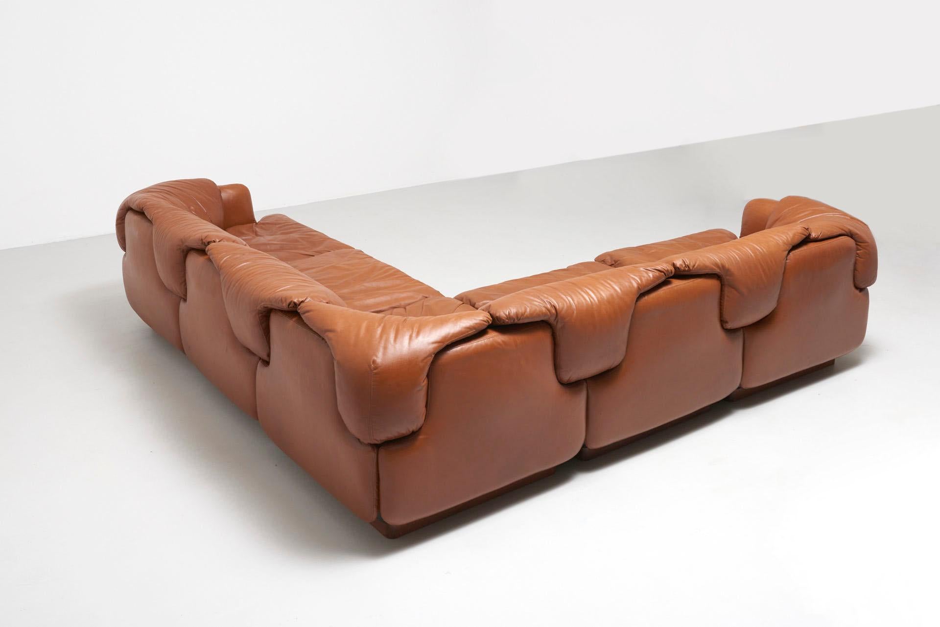 Confidential Sofa by Alberto Rosselli for Saporiti, 1970s 5