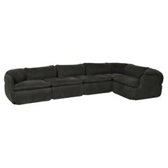 Confidential Sofa By Alberto Rosselli For Saporiti In Green Linen, Italy 1970s