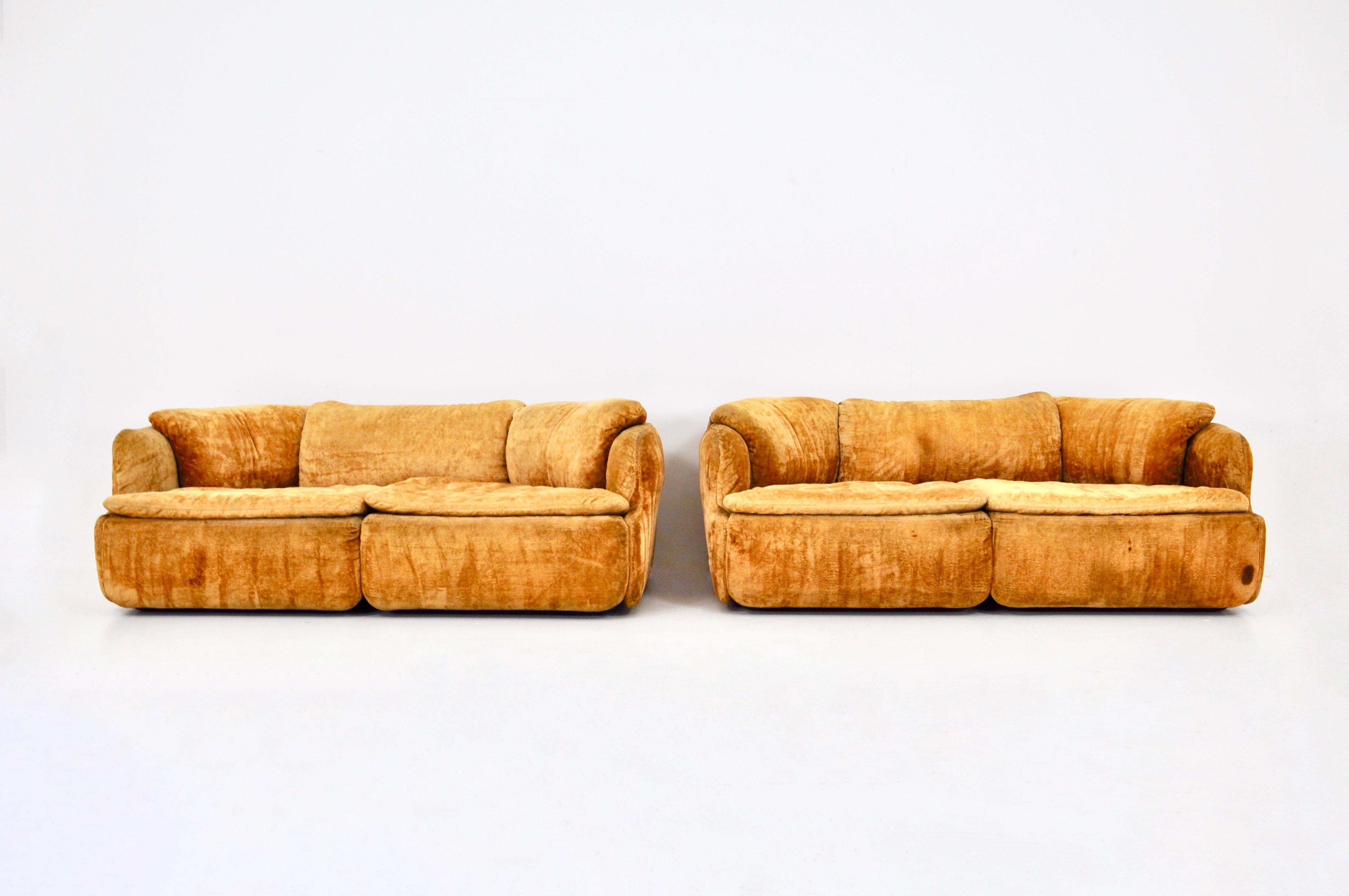 Confidential Sofa Set by Alberto Rosselli for Saporiti, 1970s For Sale 2