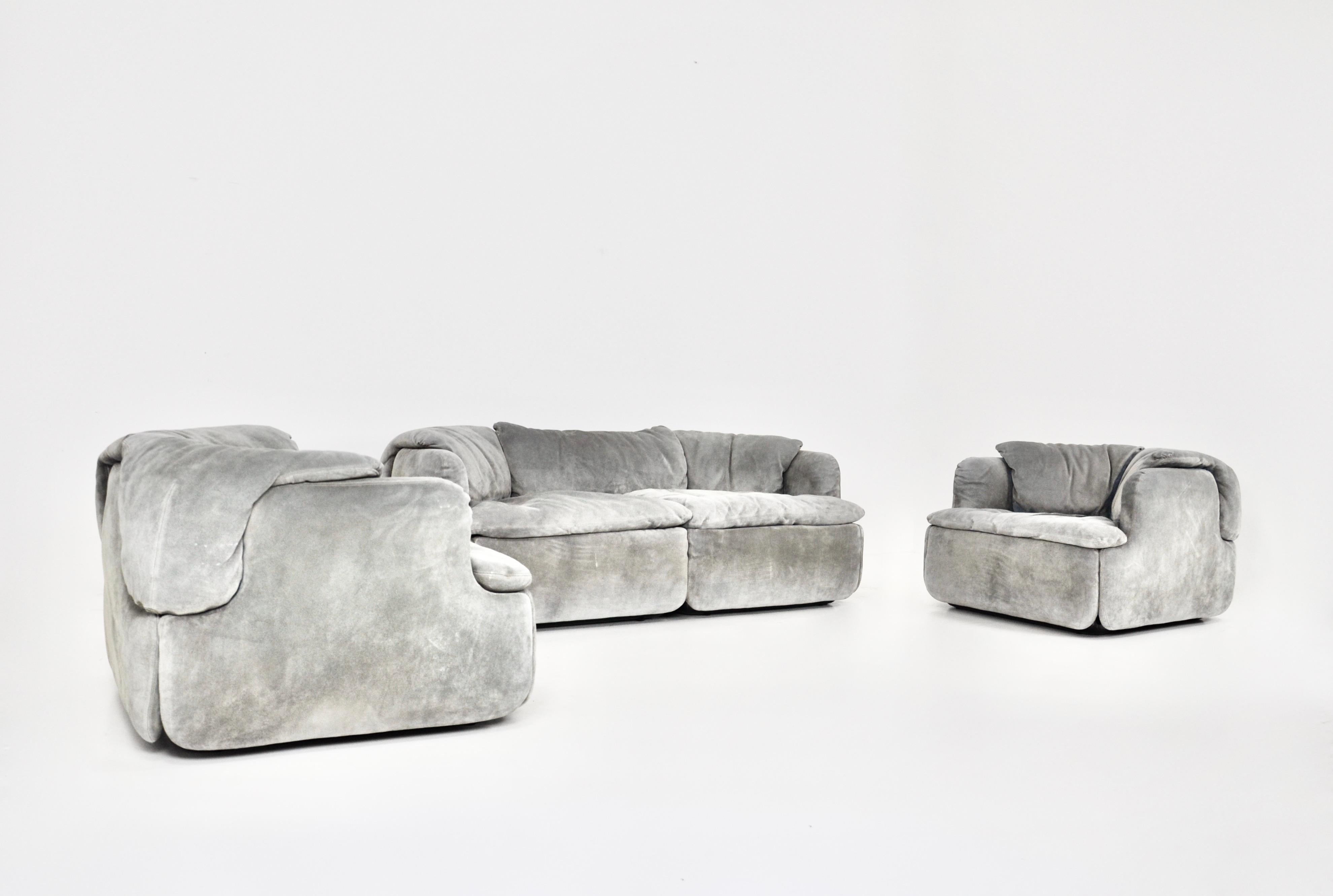 Mid-Century Modern Confidential Sofa Set by Alberto Rosselli for Saporiti Italia, 1970s For Sale
