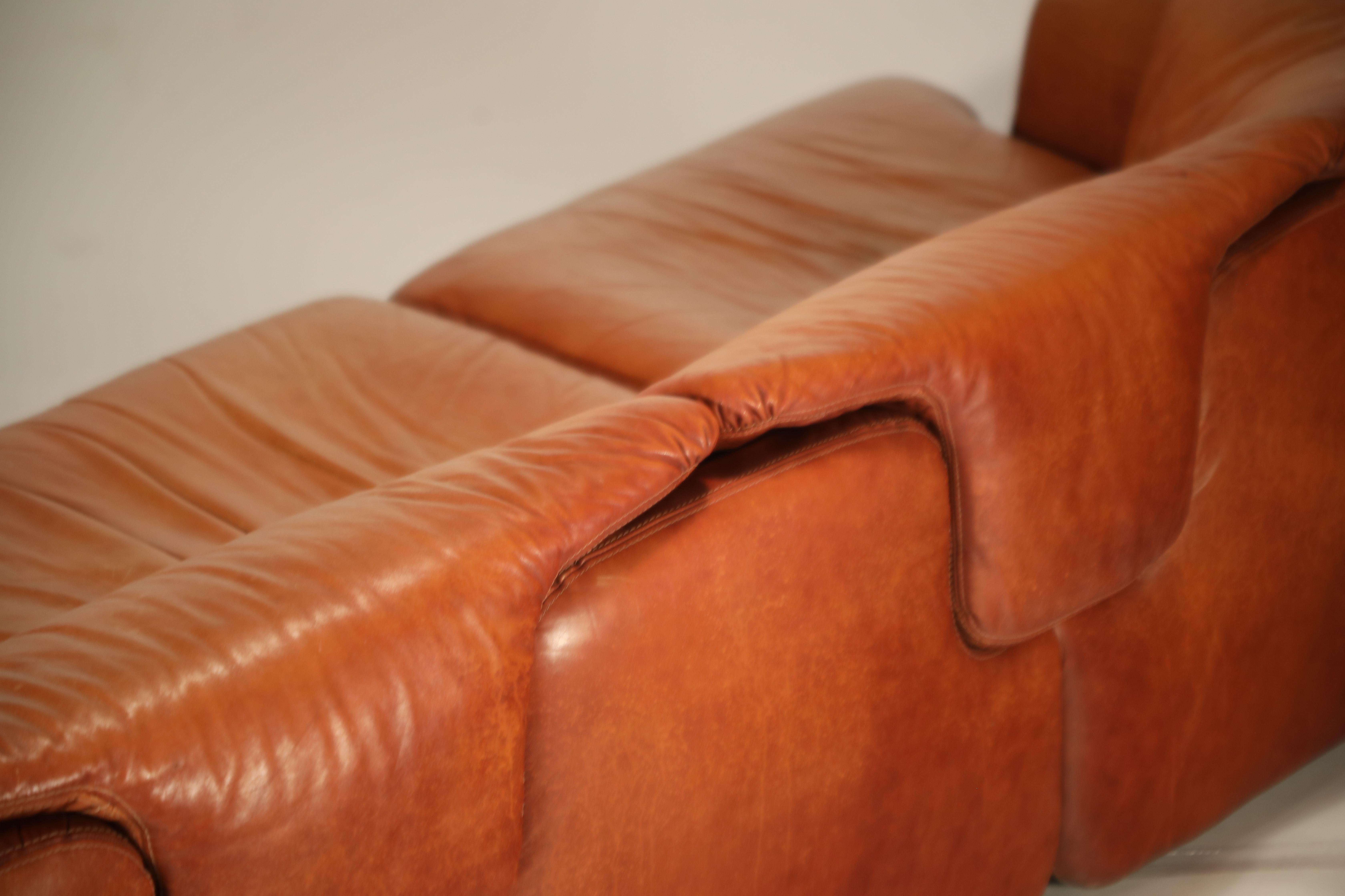 'Confidential' Three-Seat Leather Sofa by Alberto Roselli for Saporiti, 1972 6