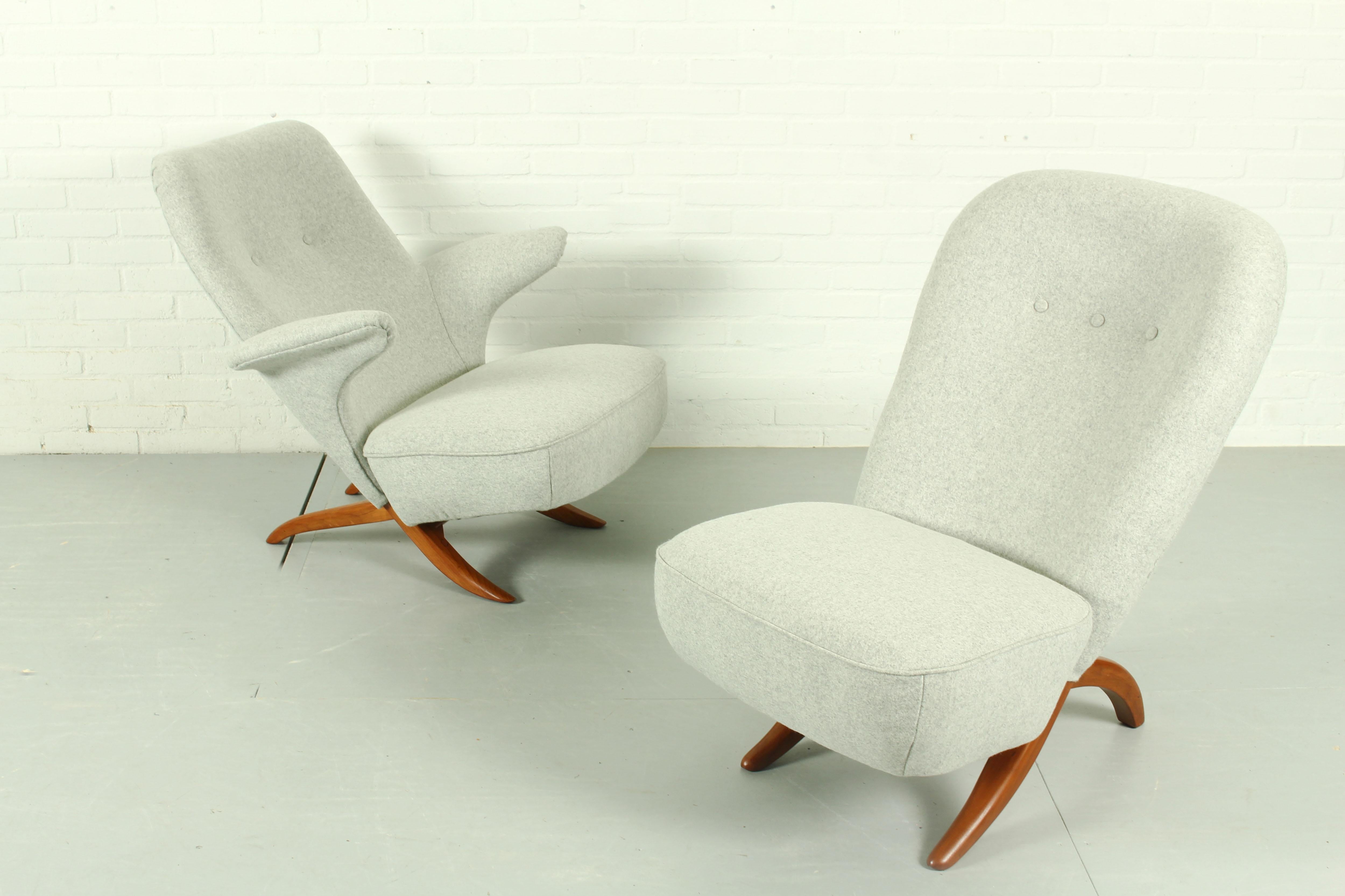 Beautiful set of “Congo” and “Pinguin”lounge chairs designed by Theo Ruth and manufactured by Artifort, The Netherlands 1957. Elegant design because of the beautiful cherrywooden legs. These chairs each consist of two parts, easy to disassemble and